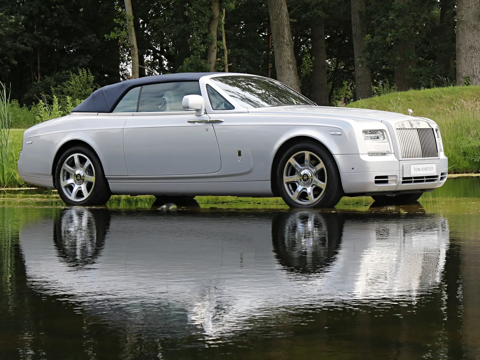 2016 Rolls-Royce Phantom Drophead Coupe, 9/17