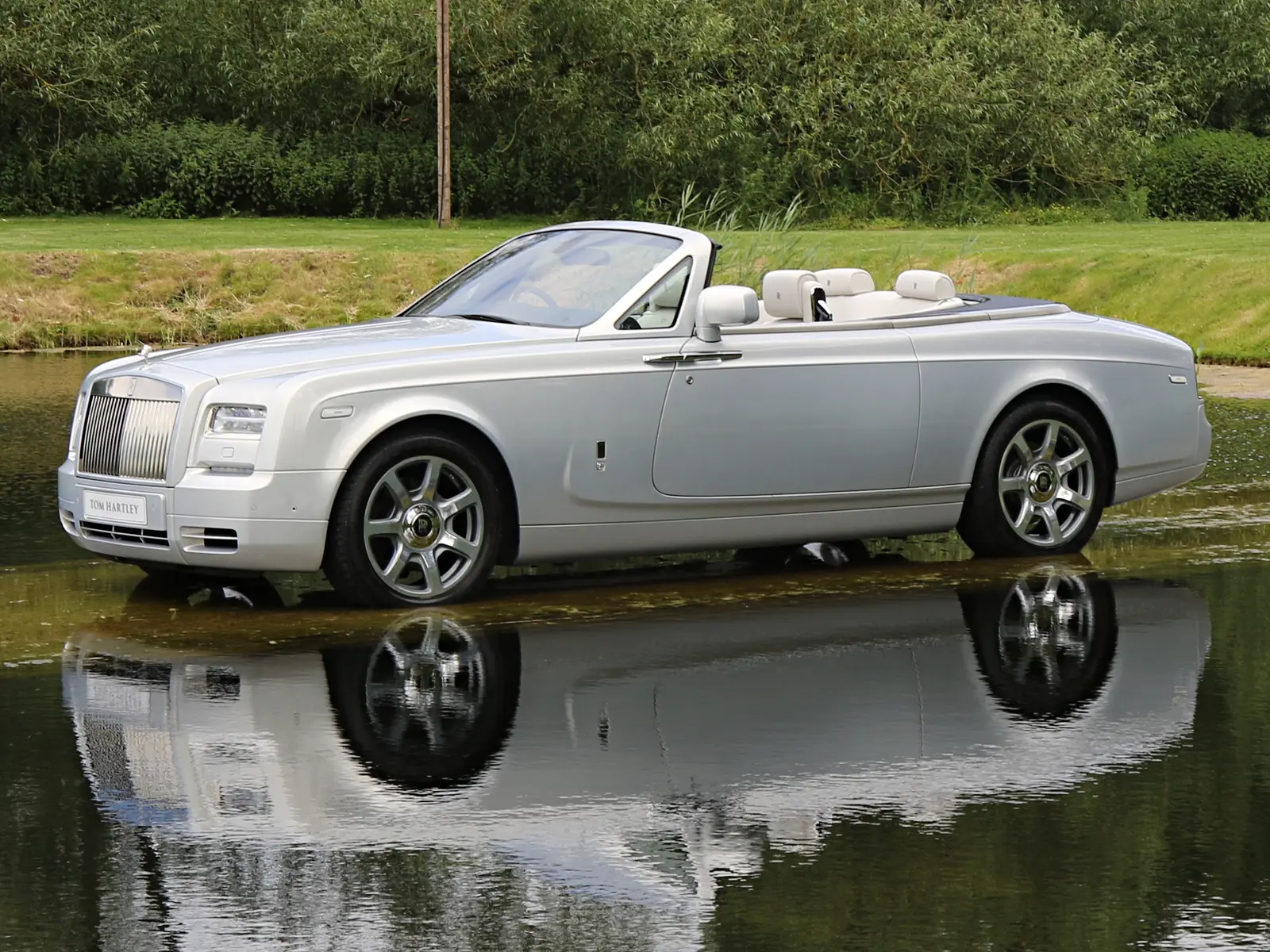 2016 Rolls-Royce Phantom Drophead Coupe, 11/17