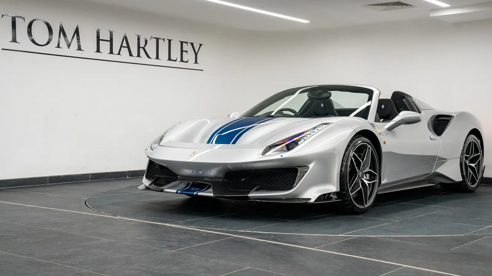 2019 Ferrari 488 Pista Spider, 9/16