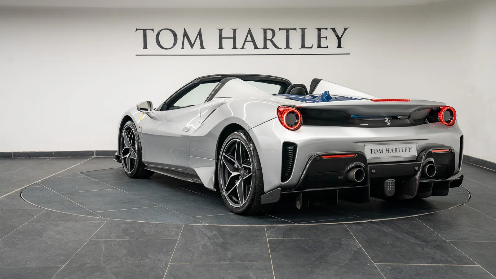 2019 Ferrari 488 Pista Spider, 15/16
