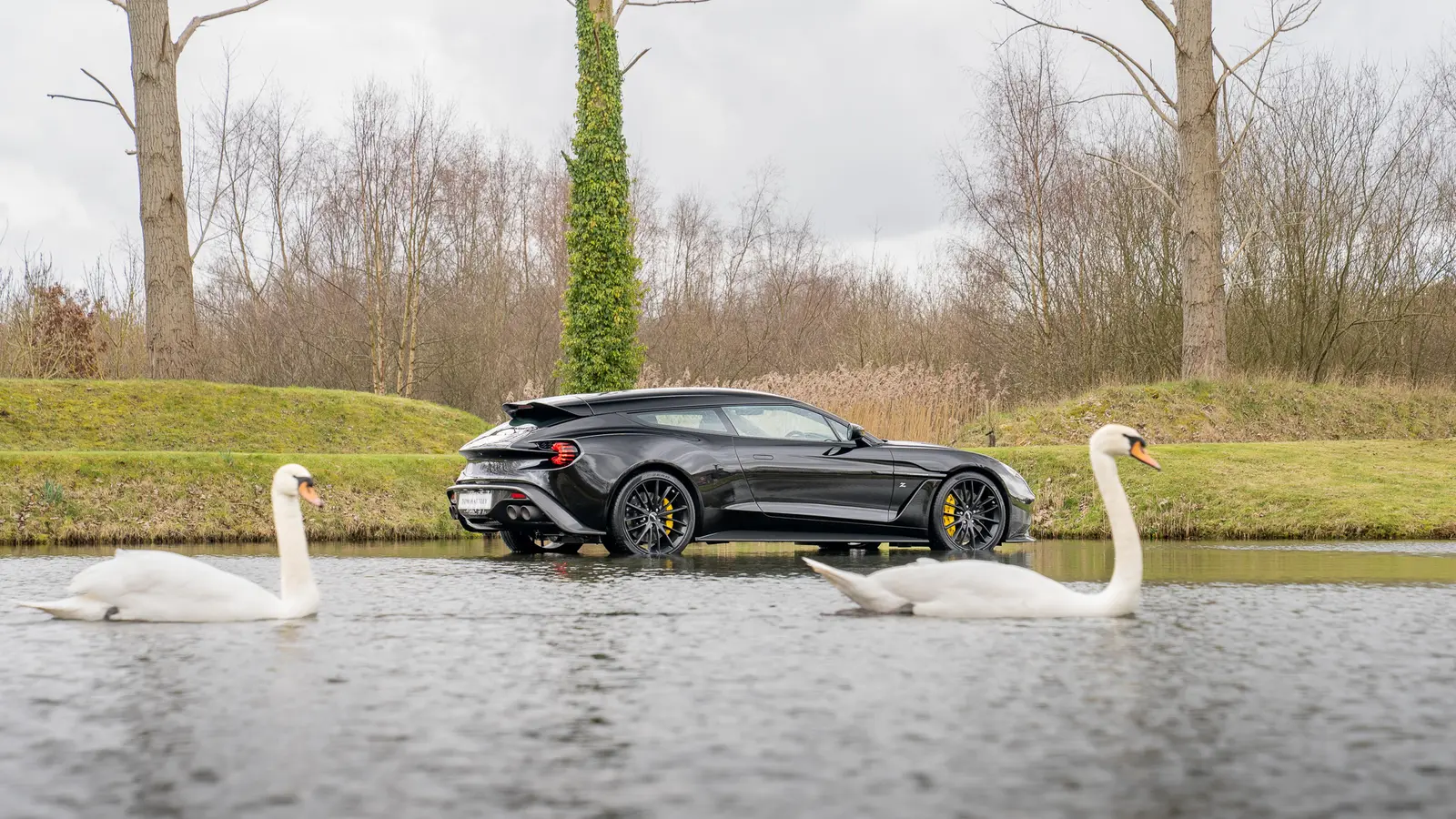 2019 Aston Martin Vanquish Zagato Shooting Brake, 21/58