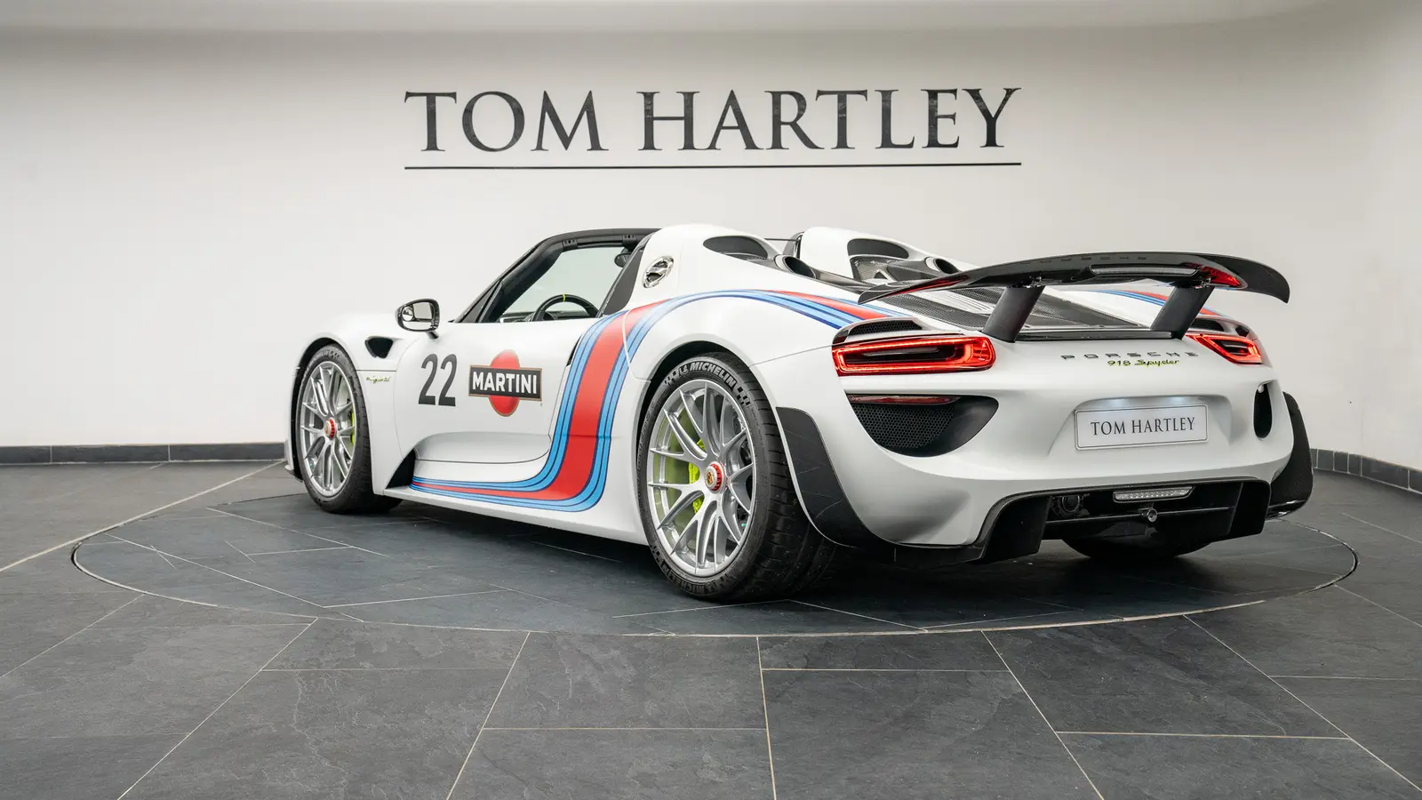 2016 Porsche 918 Spyder Weissach Package, 2/19