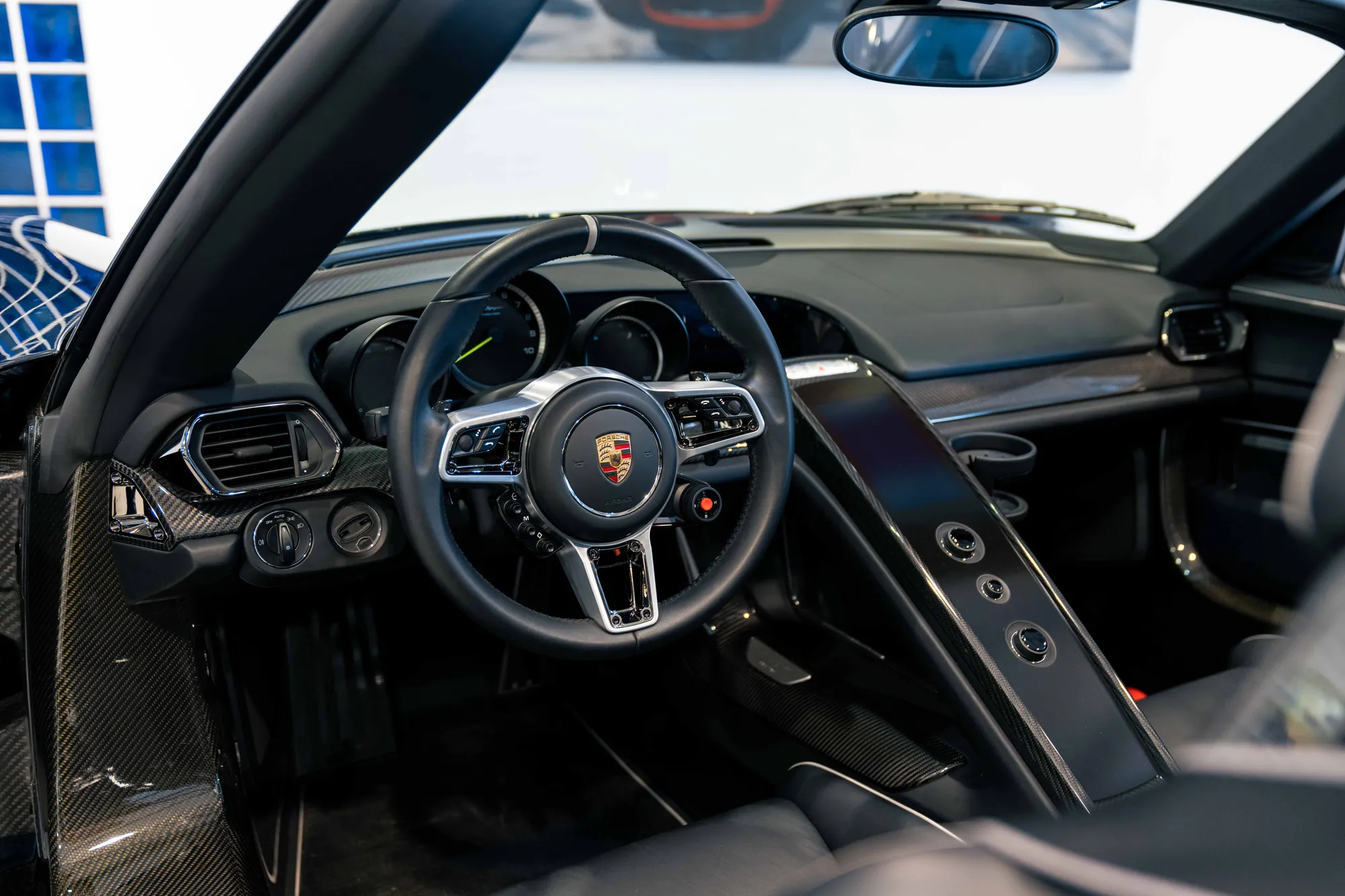 2015 PORSCHE 918 SPYDER, 9/15