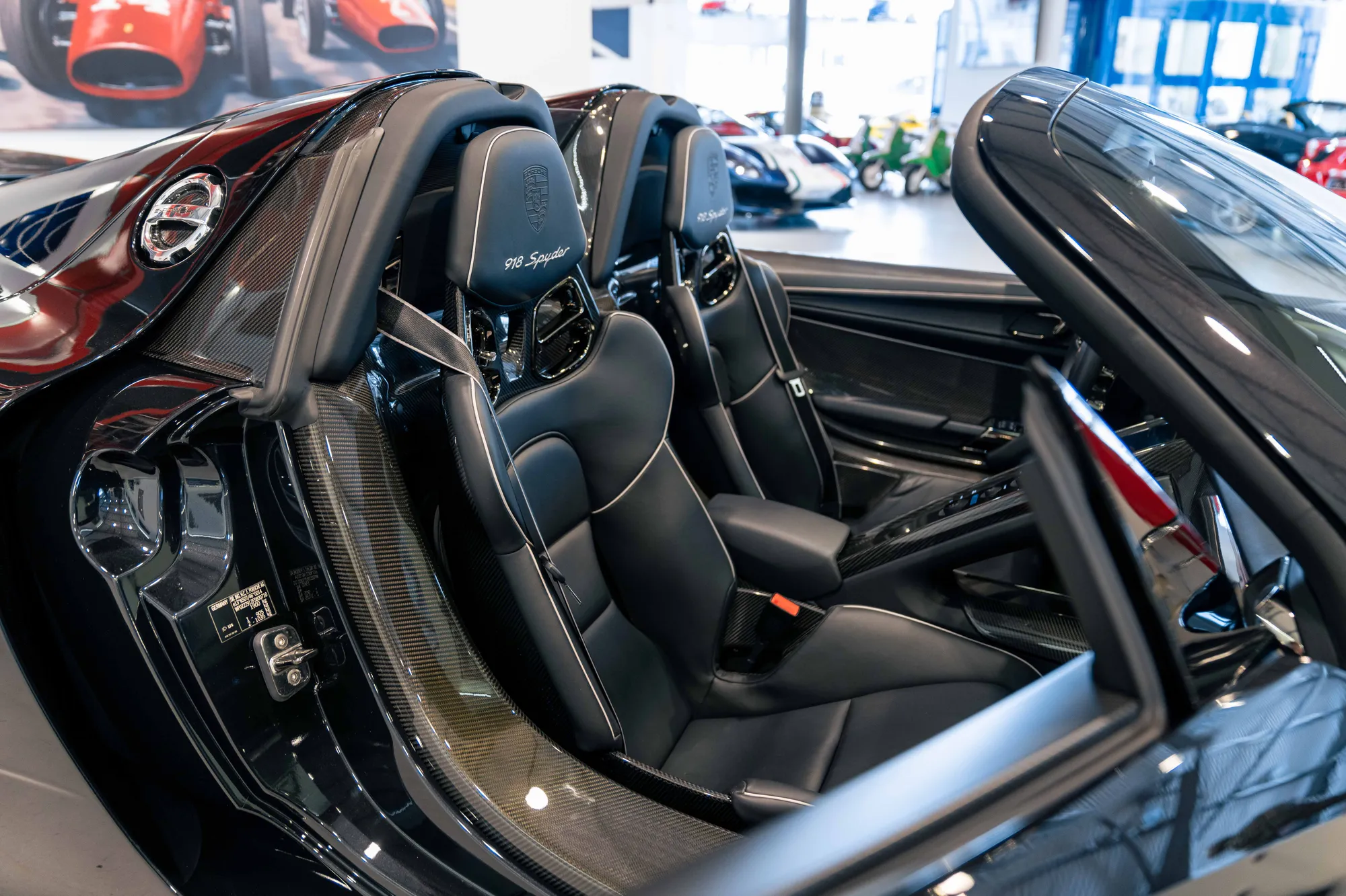 2015 PORSCHE 918 SPYDER, 10/15