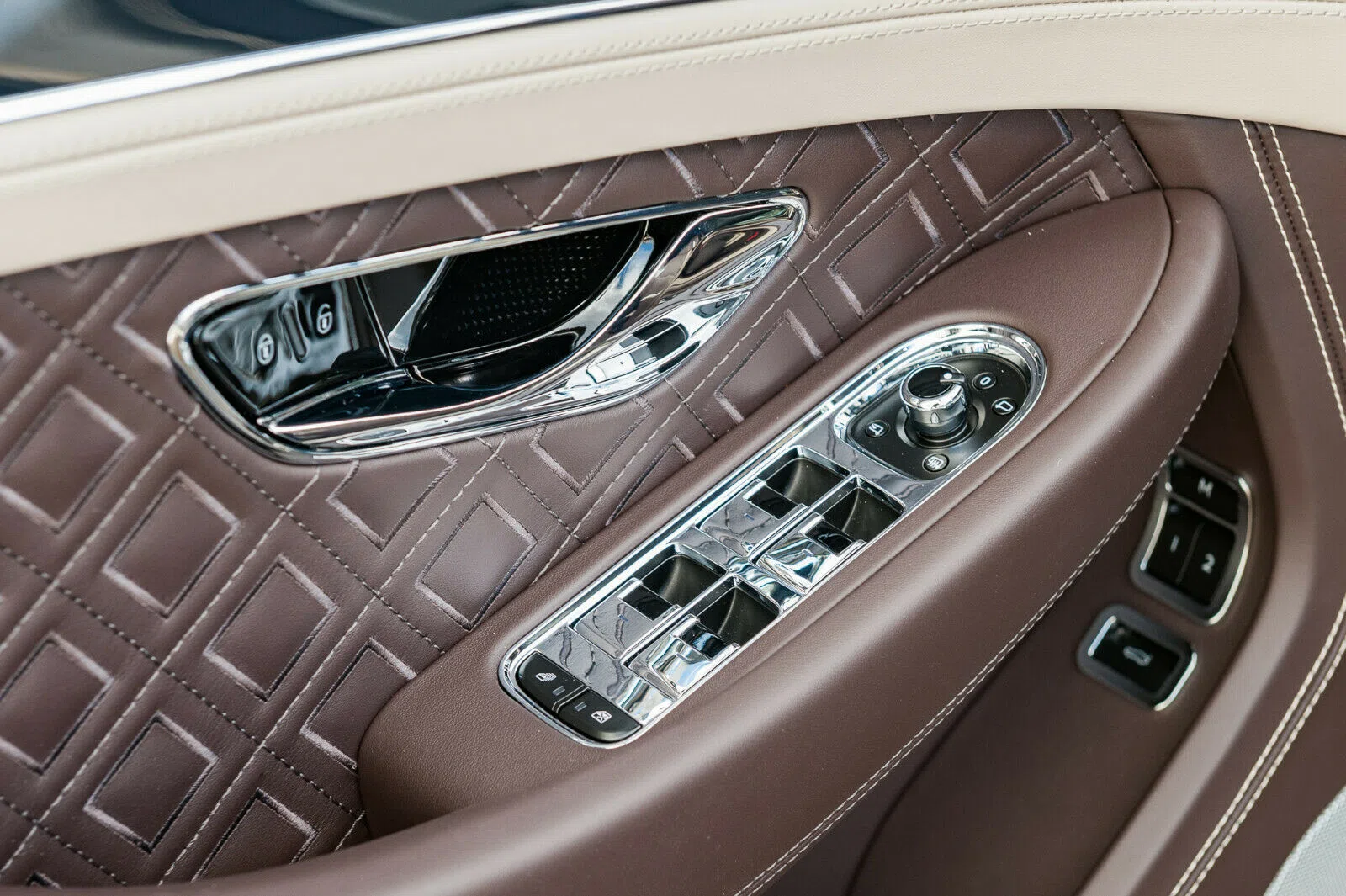 2019 Bentley Continental GT interior, door panel, Beige