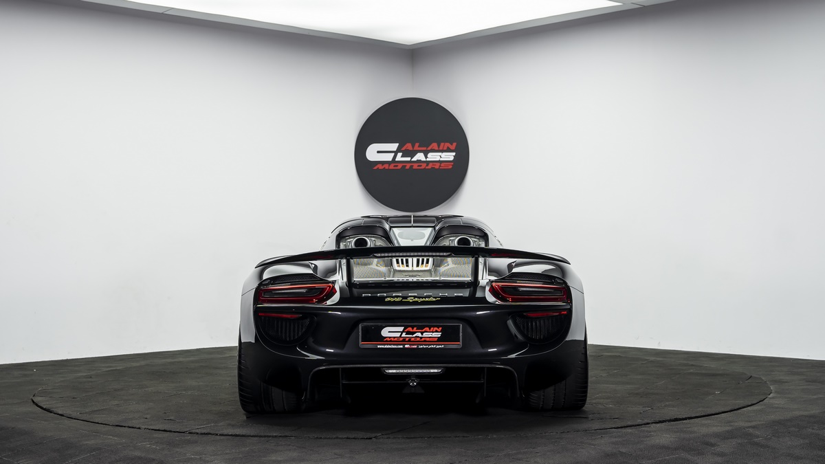 2015 Porsche 918 Spyder, 12/15