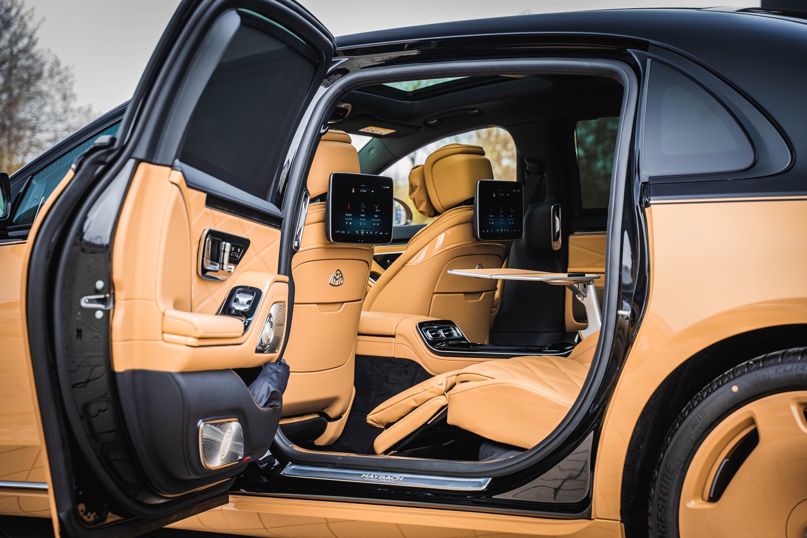 2023 Mercedes-Maybach S680 - VIRGIL ABLOH 1 OF 150, 20/23