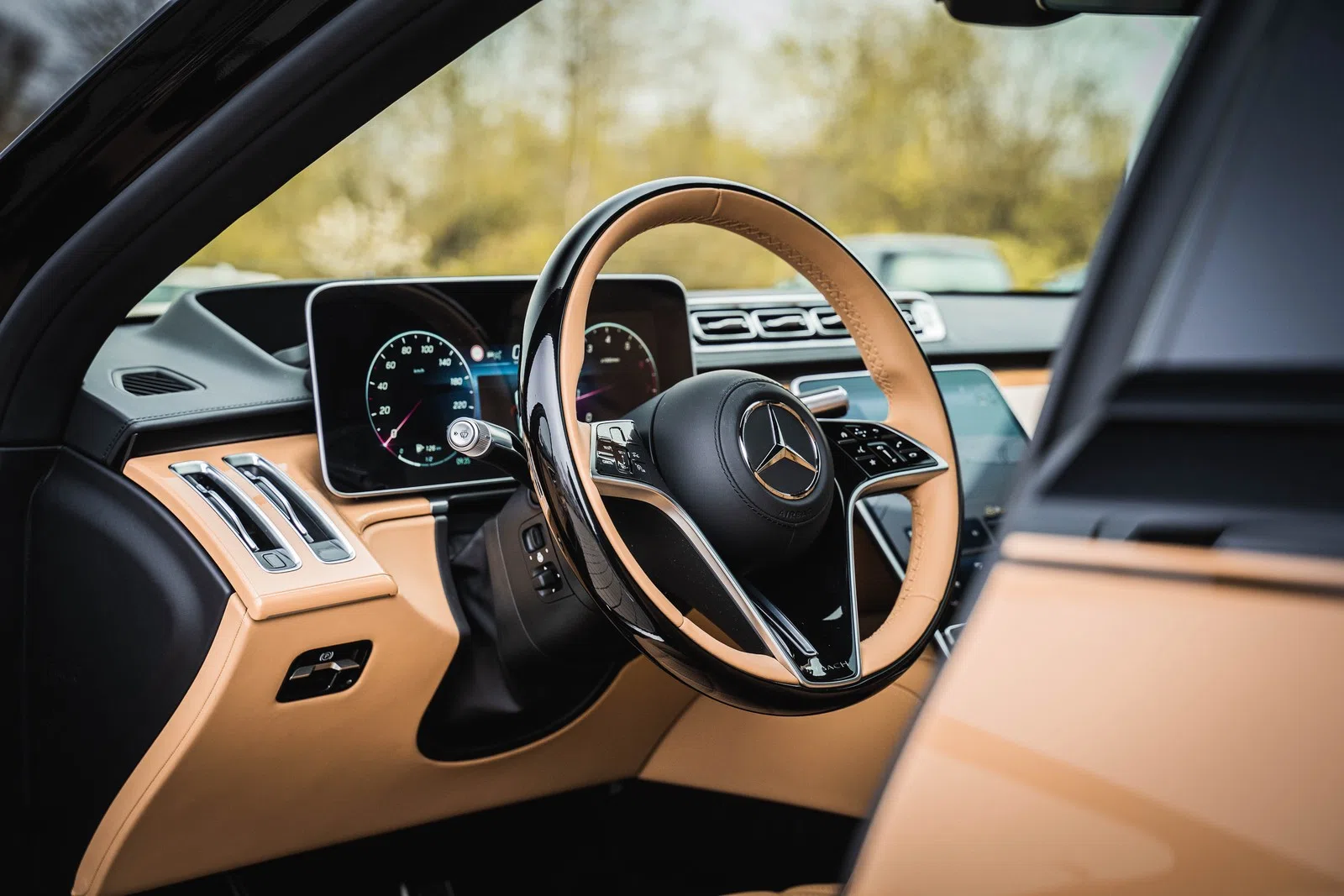 2023 Mercedes-Maybach S680 - VIRGIL ABLOH 1 OF 150 interior