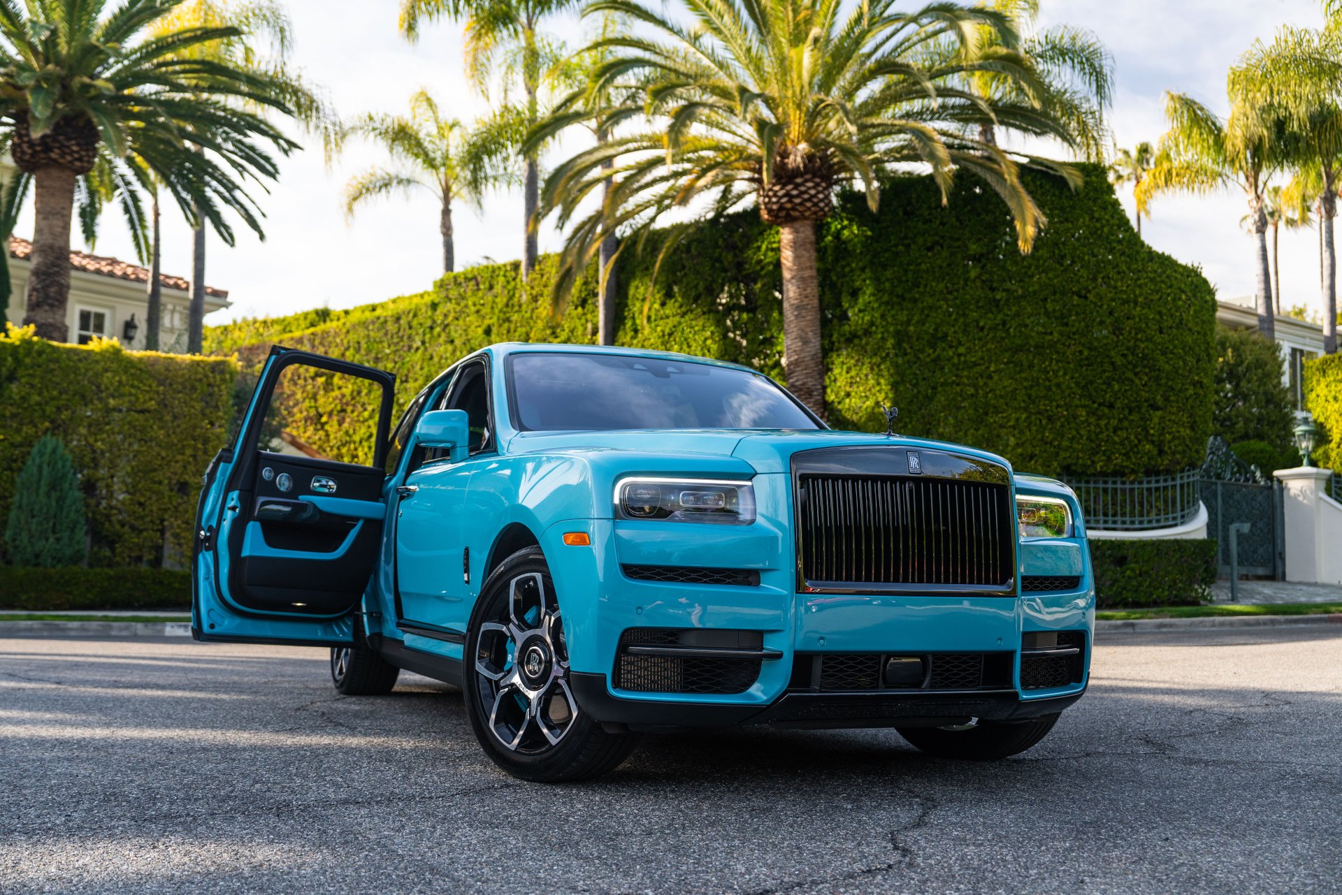 2023 ROLLS-ROYCE CULLINAN BLACK BADGE, 2/5