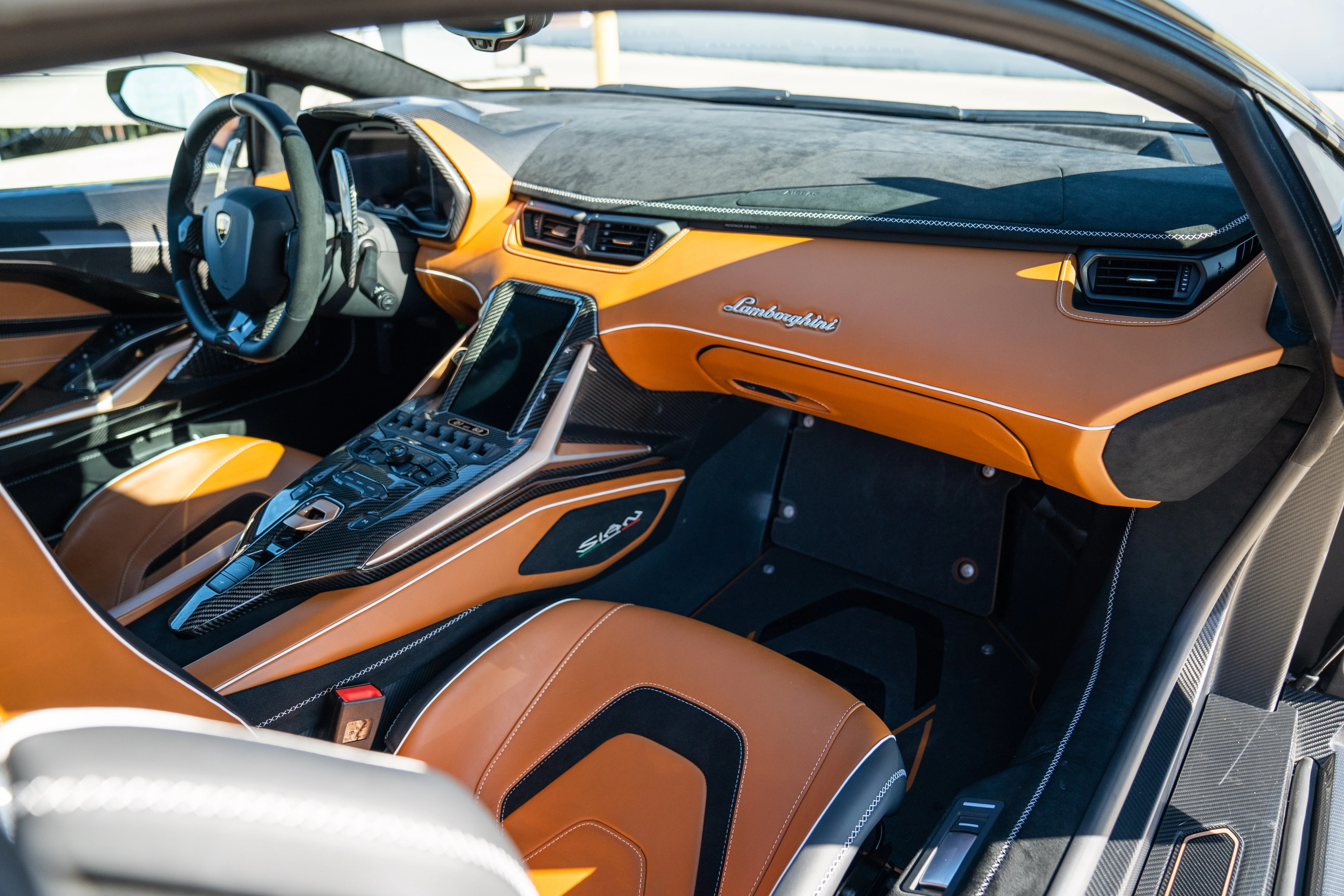 2020 Lamborghini Sián FKP 37, 11/14