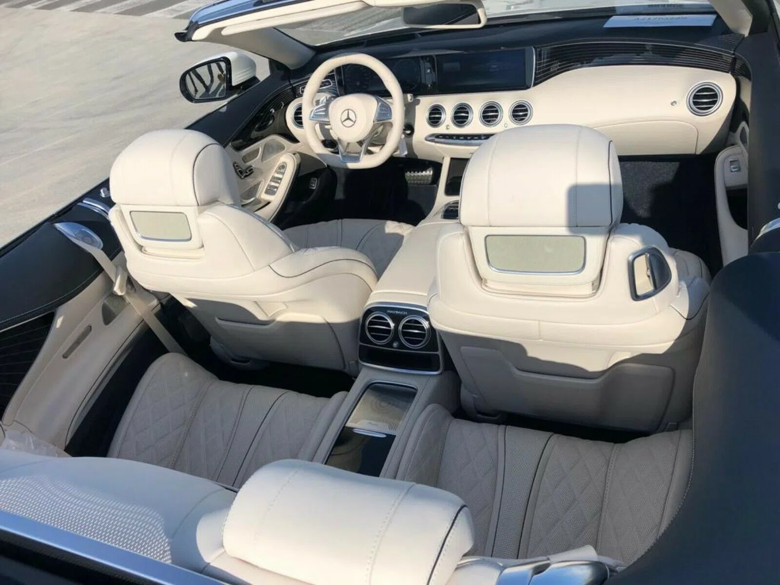 2019 Mercedes-Maybach S 650 Cabriolet 1 of 300 interior, seats, Beige