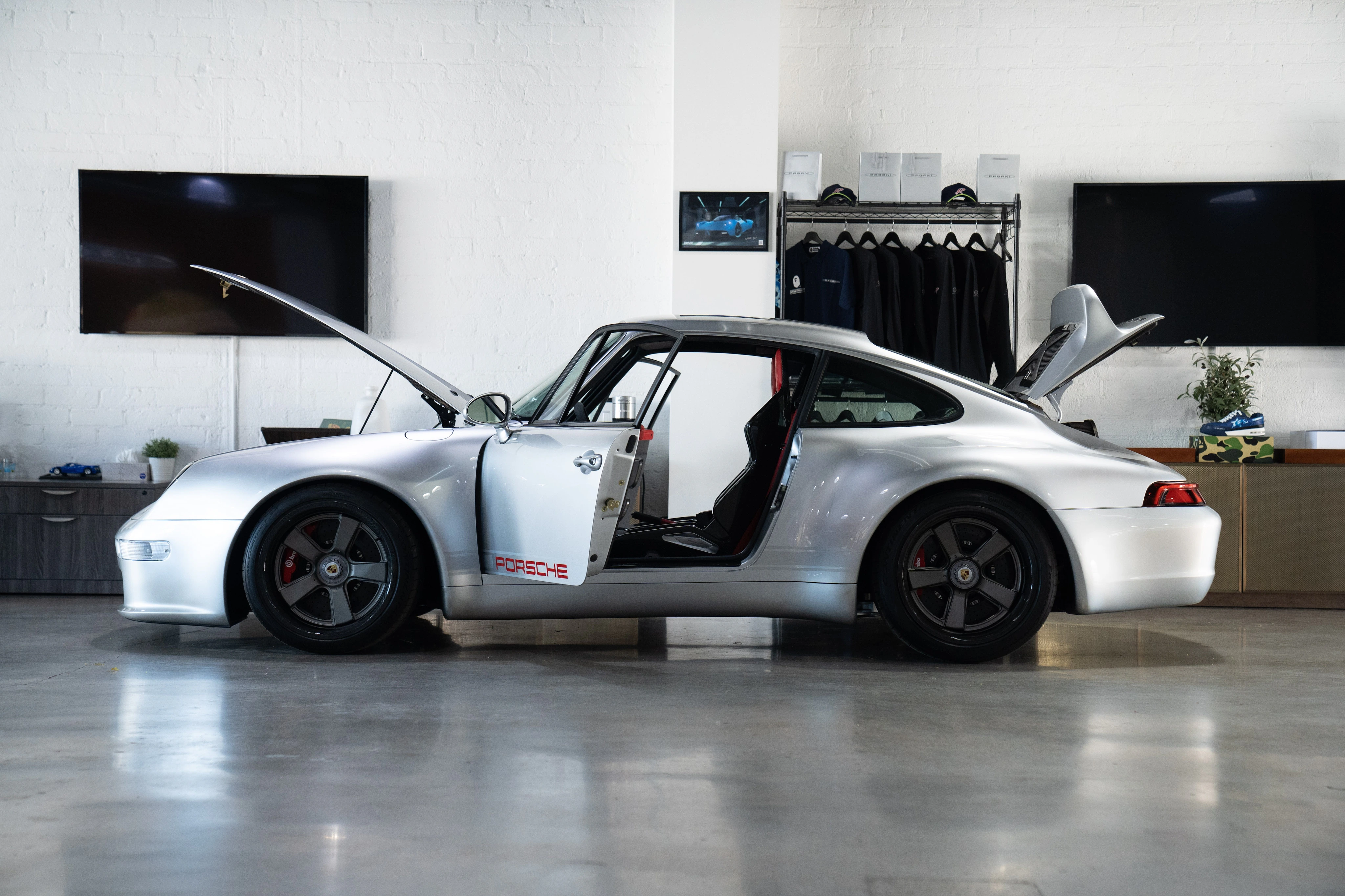 1996 Porsche 911 Gunther Werks, 9/18