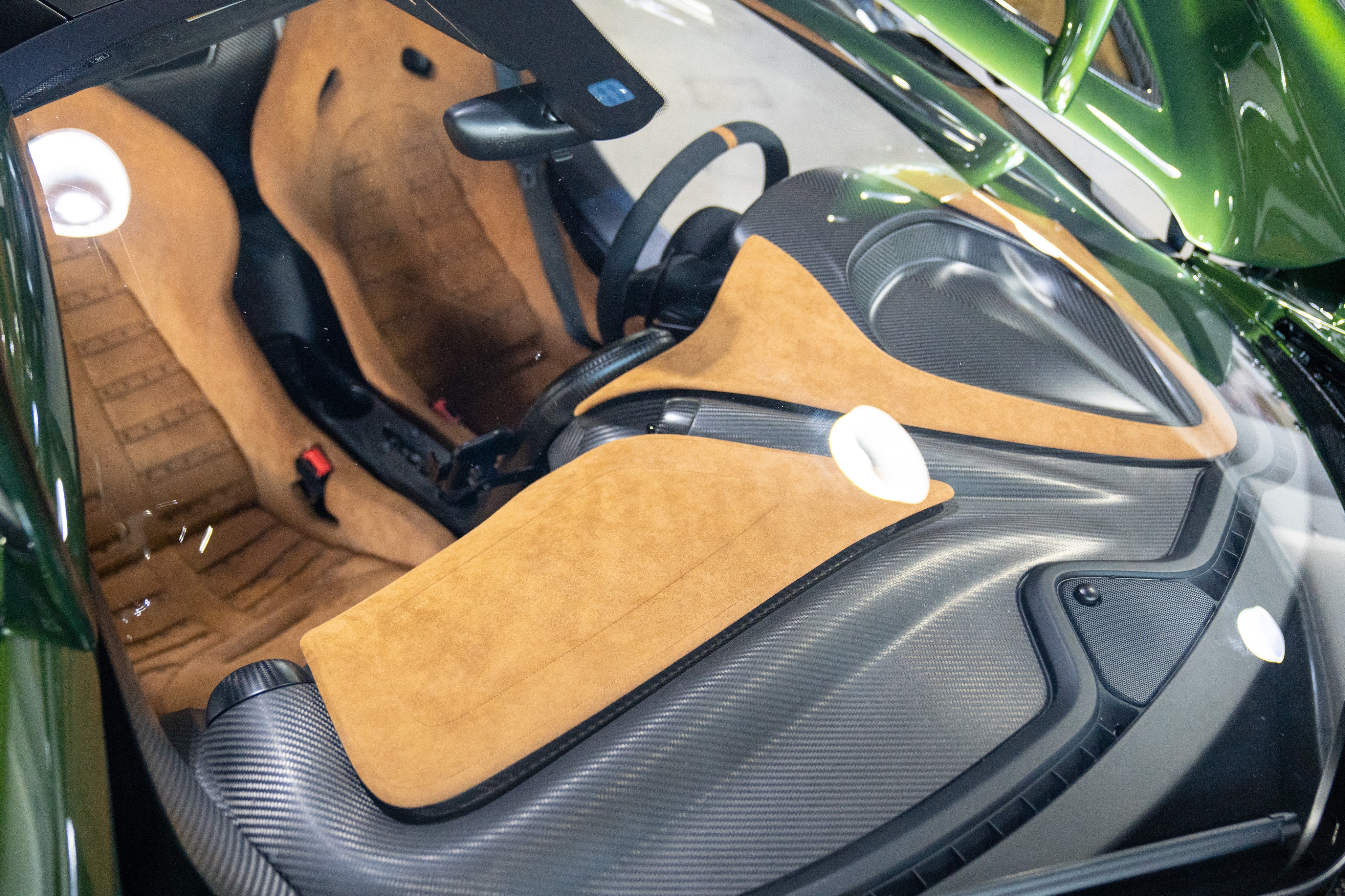 2015 McLaren P1 HDK, 10/13