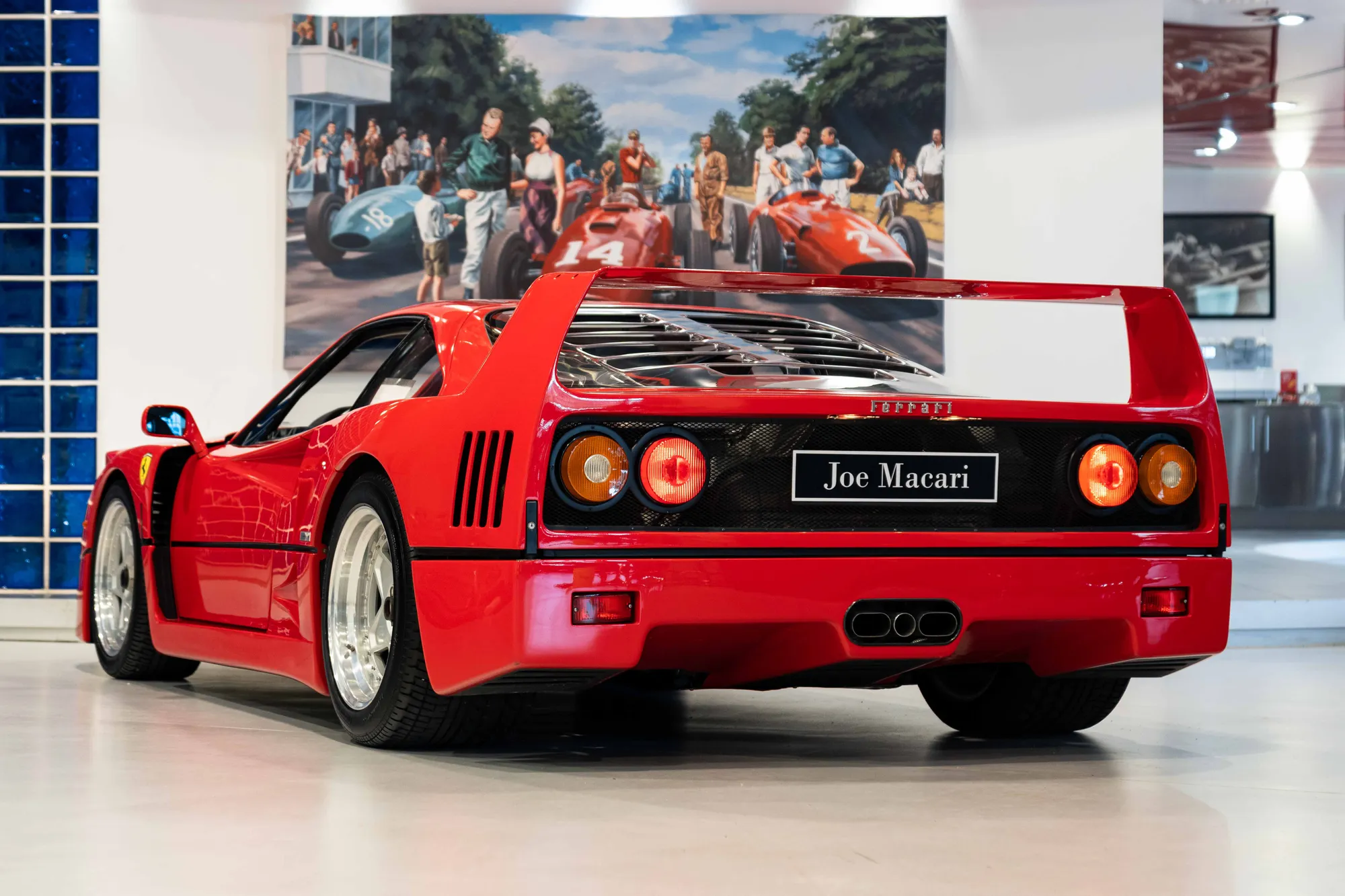 1991 Ferrari F40, 8/17