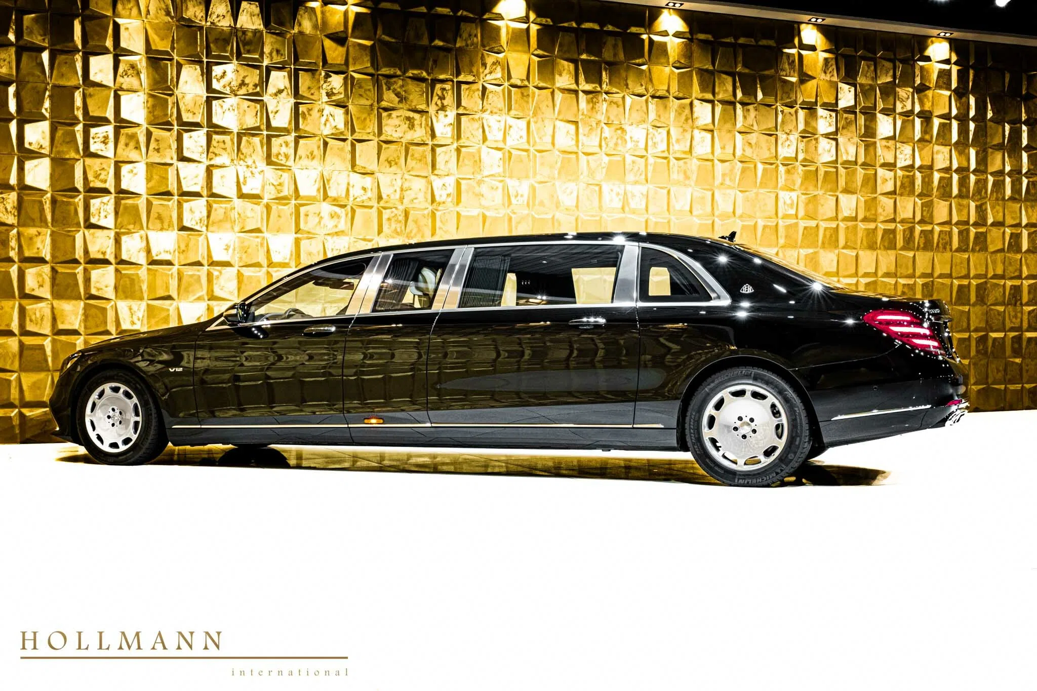 2023 Mercedes-Maybach S 650 Pullman for sale, exterior, Black
