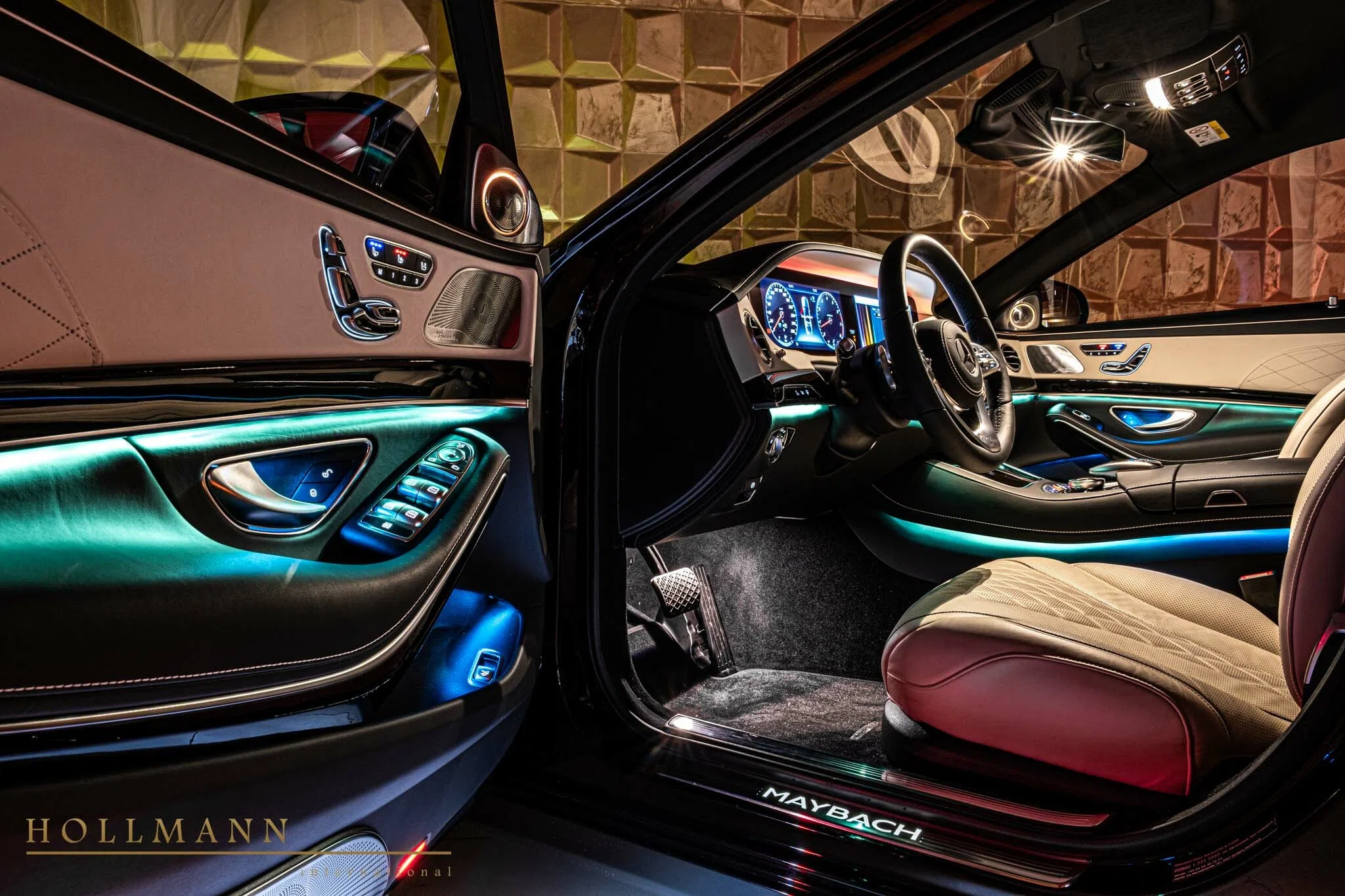 2023 Mercedes-Maybach S 650 Pullman interior, Brown, Full leather
