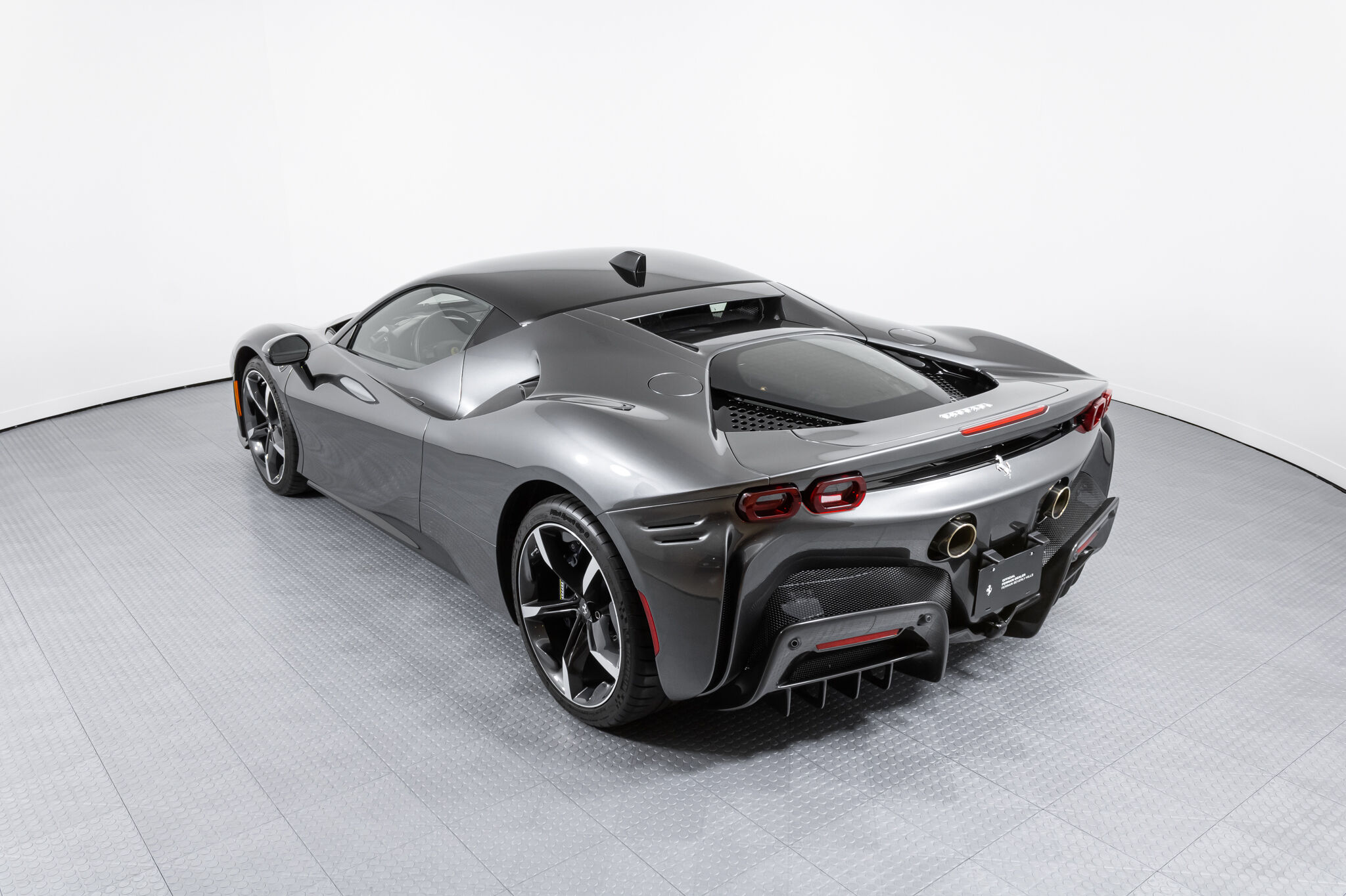 2021 FERRARI SF90 STRADALE, 10/17