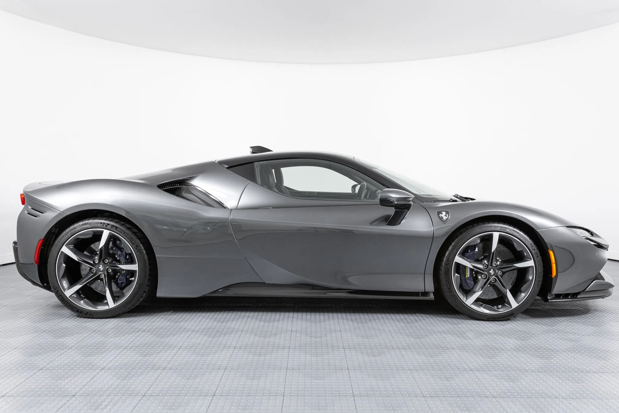 2021 Ferrari SF90 Stradale for sale, exterior