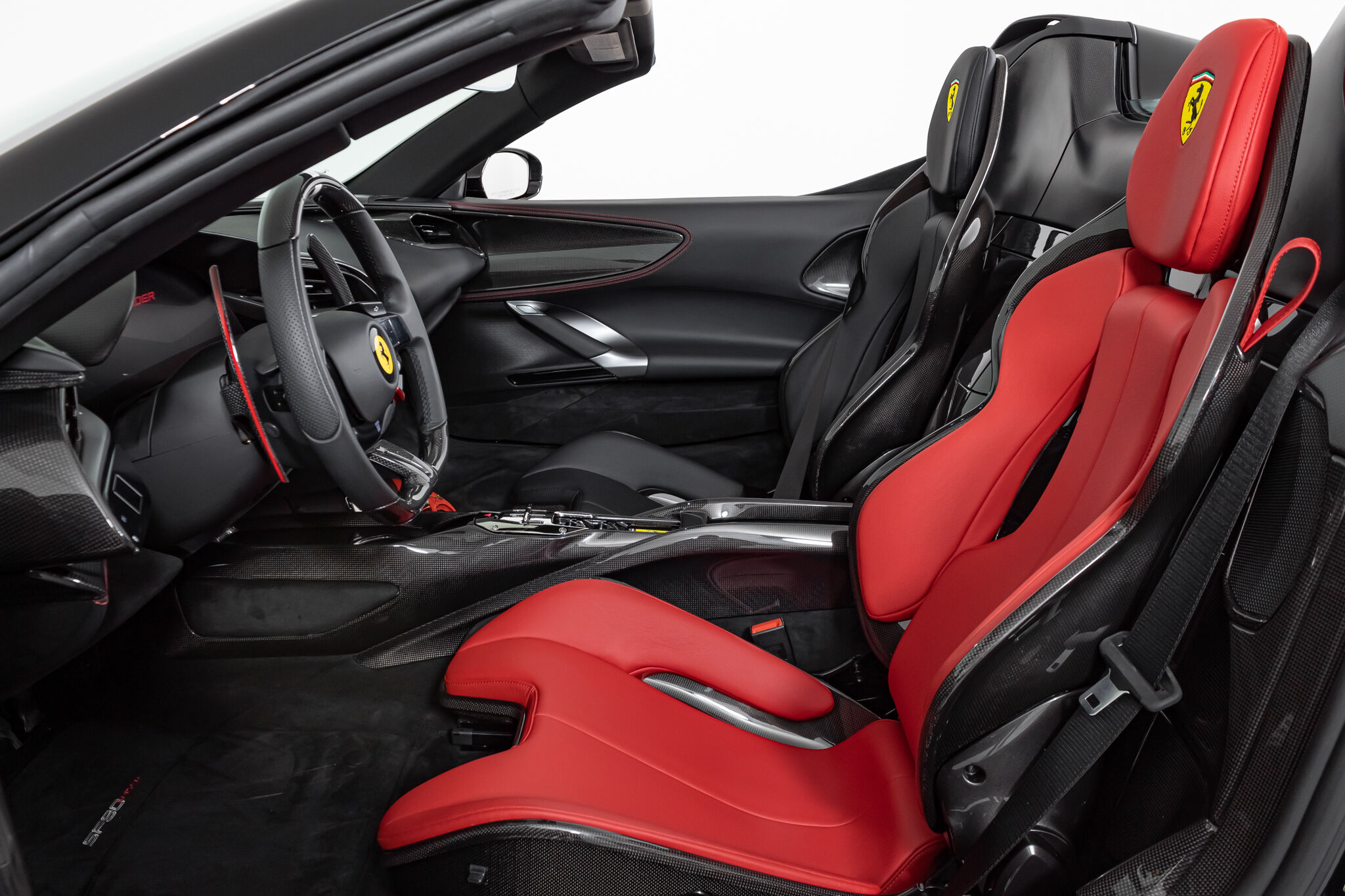 2022 FERRARI SF90 SPIDER, 3/20