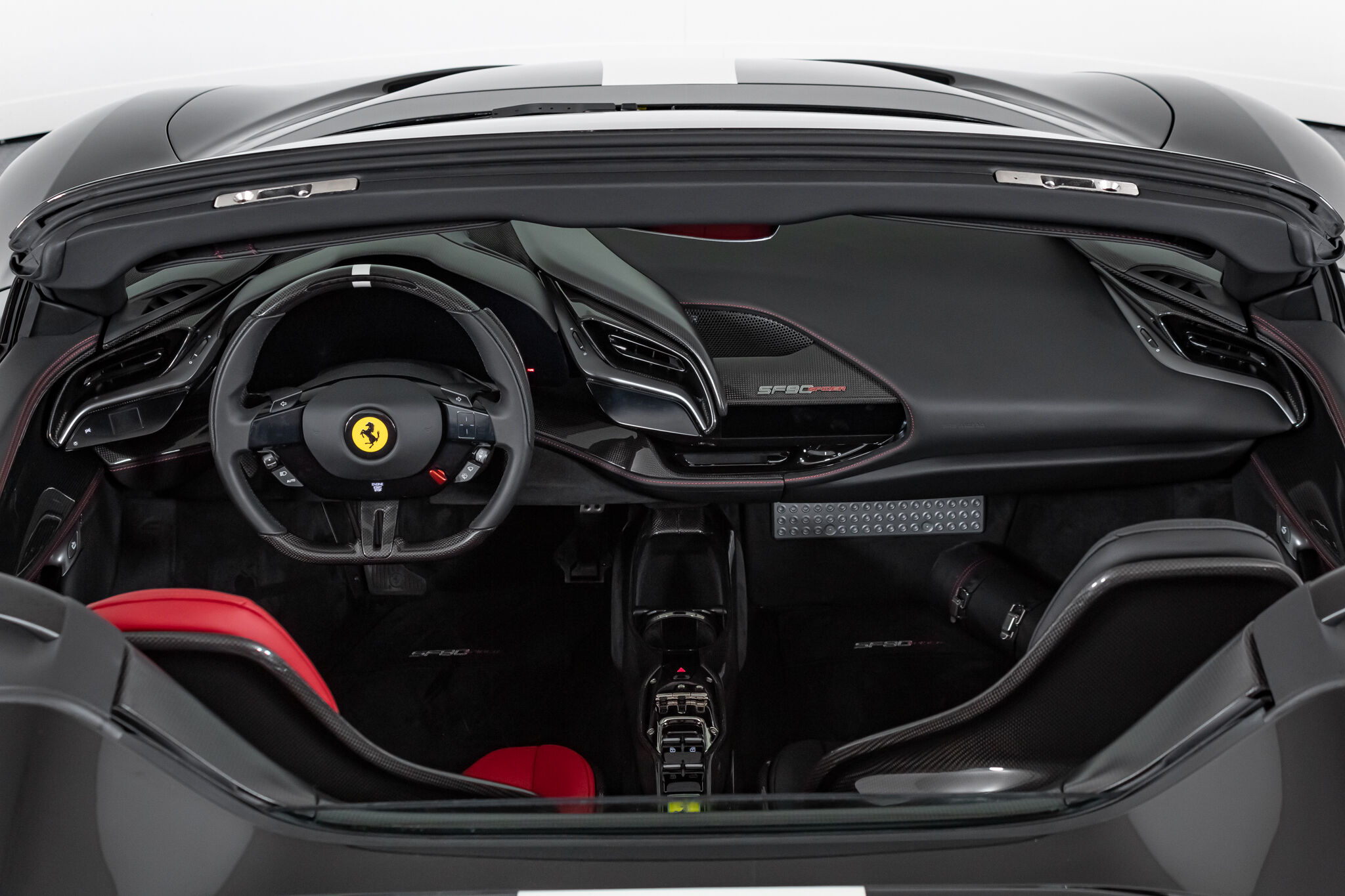 2022 FERRARI SF90 SPIDER, 6/20