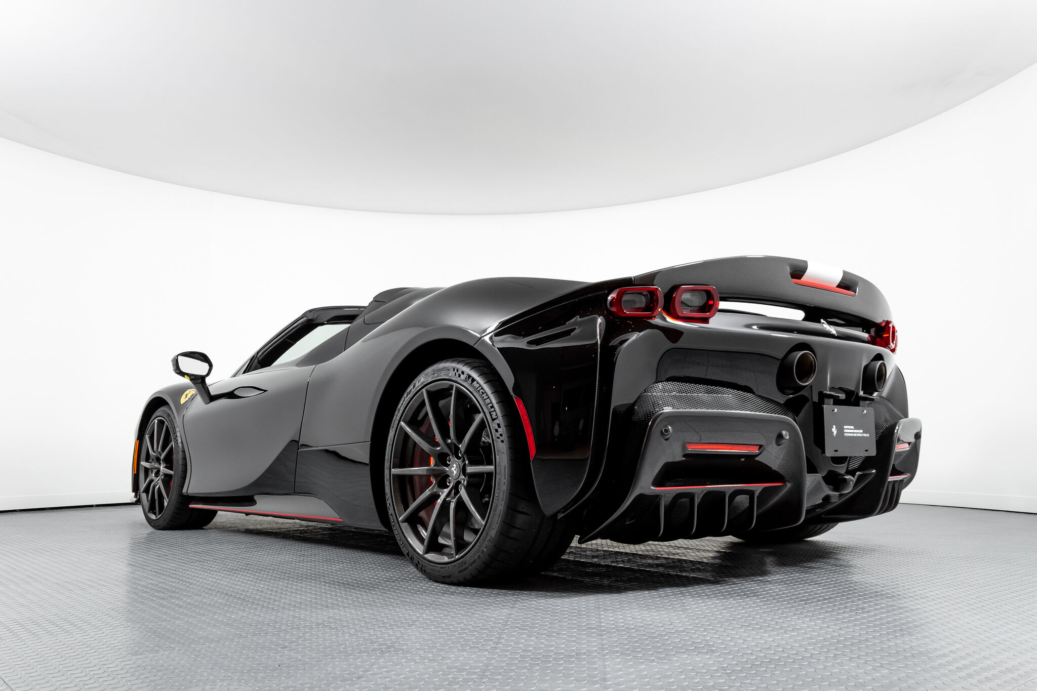 2022 FERRARI SF90 SPIDER, 11/20