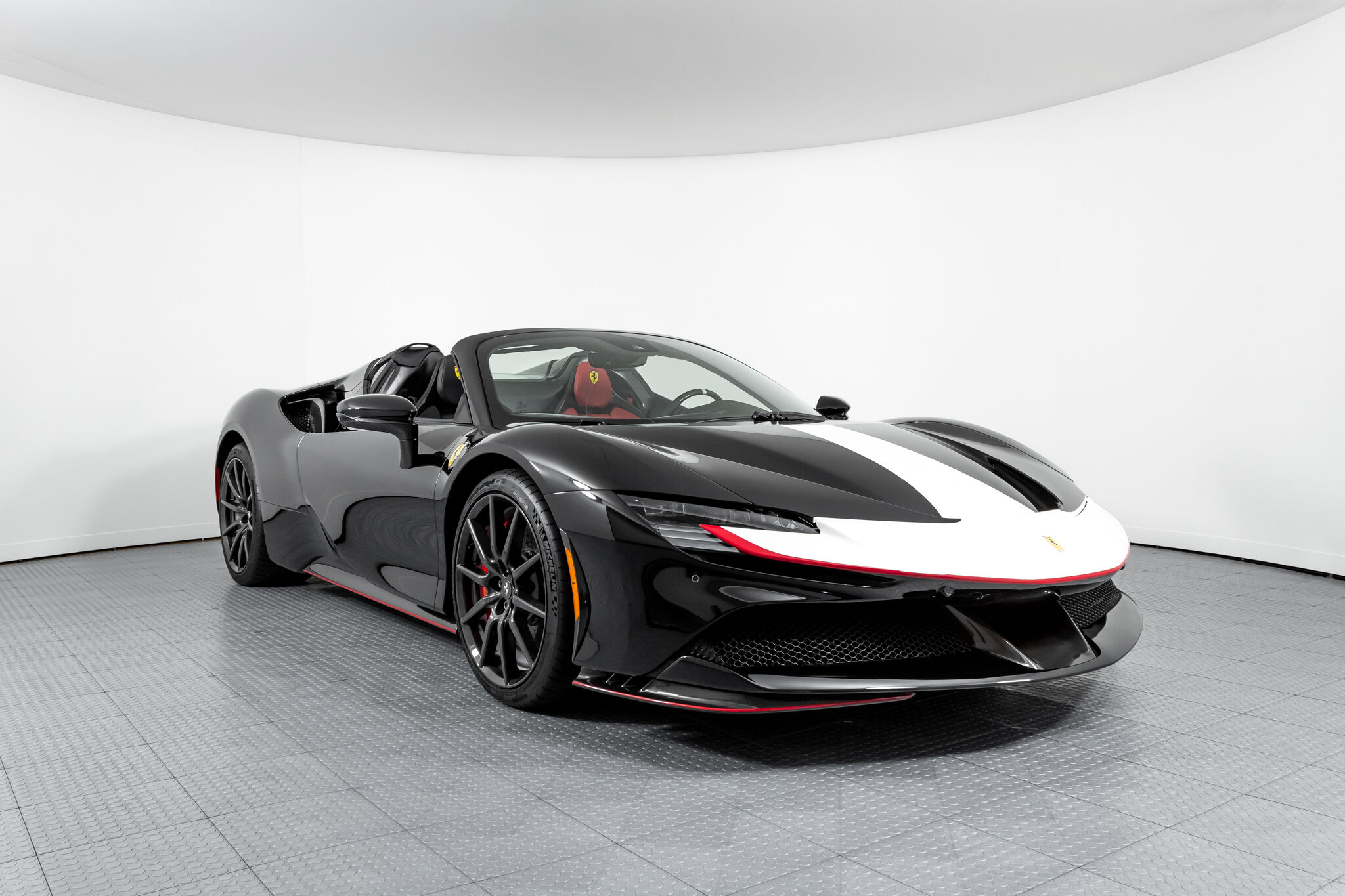 2022 FERRARI SF90 SPIDER, 17/20
