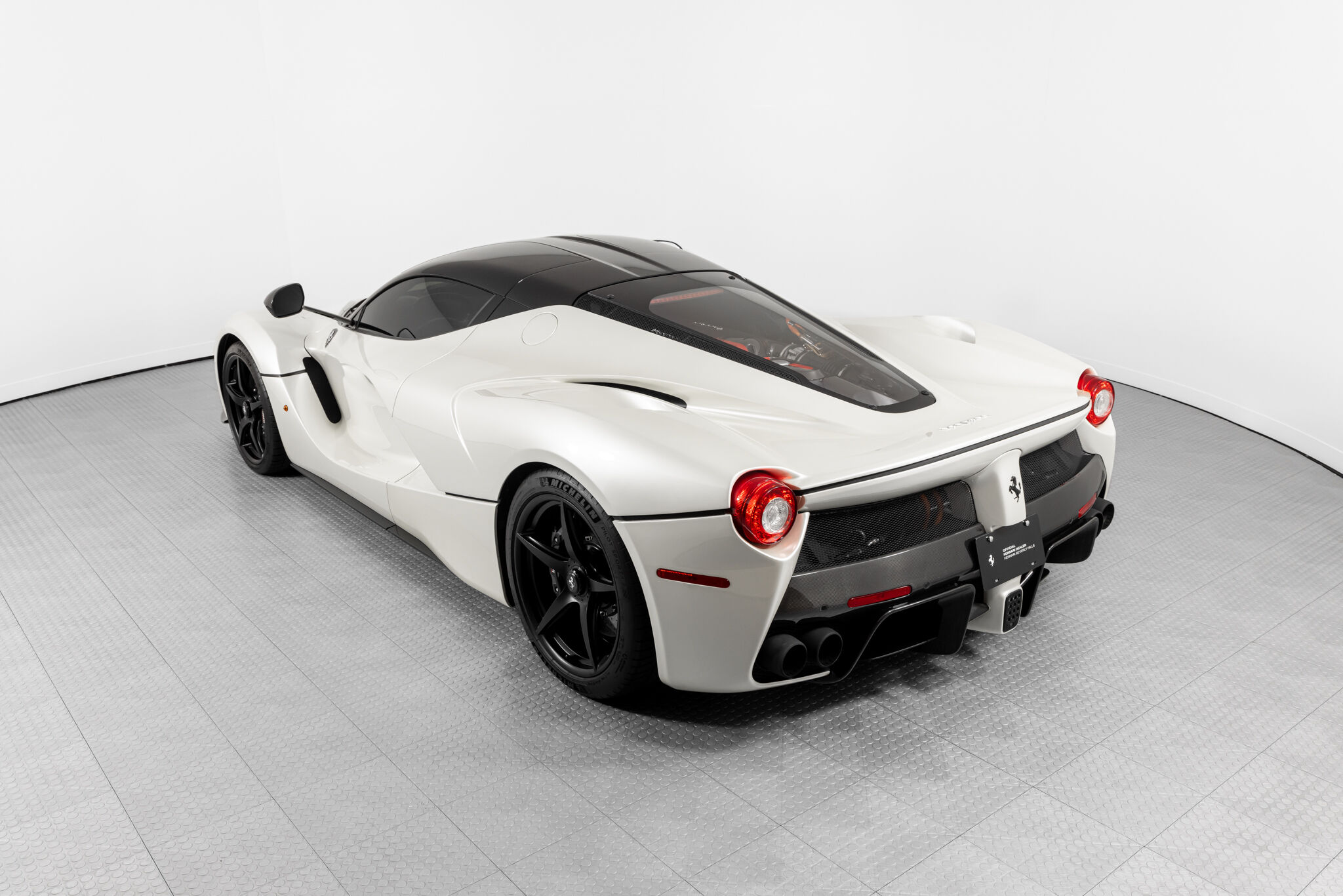 2014 FERRARI LAFERRARI, 11/19