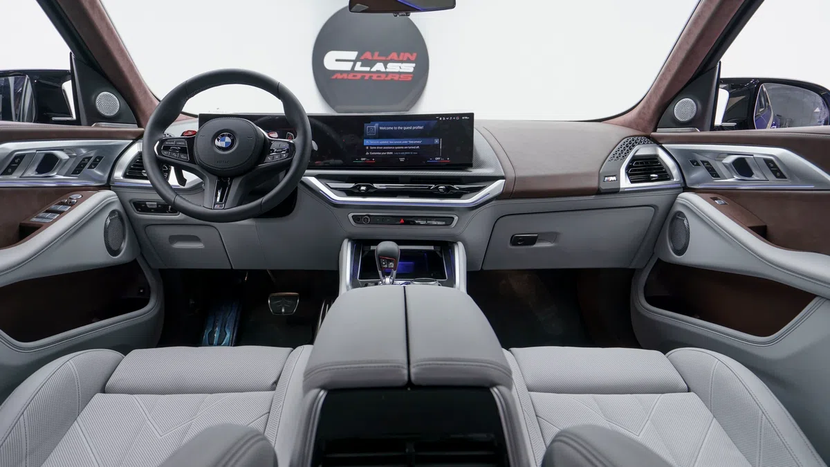 2023 BMW XM interior