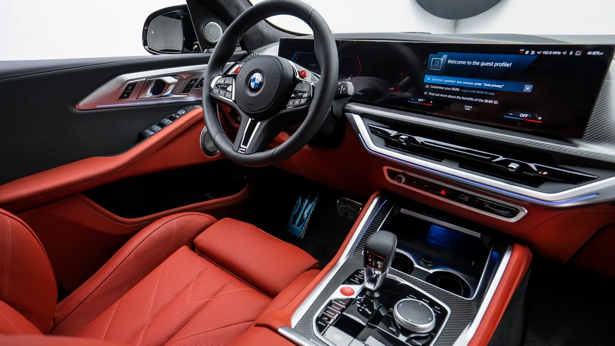 2023 BMW XM interior