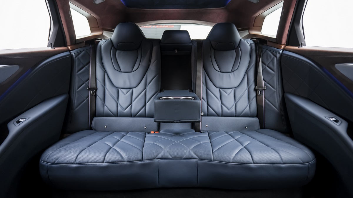 2023 BMW XM, 3/14