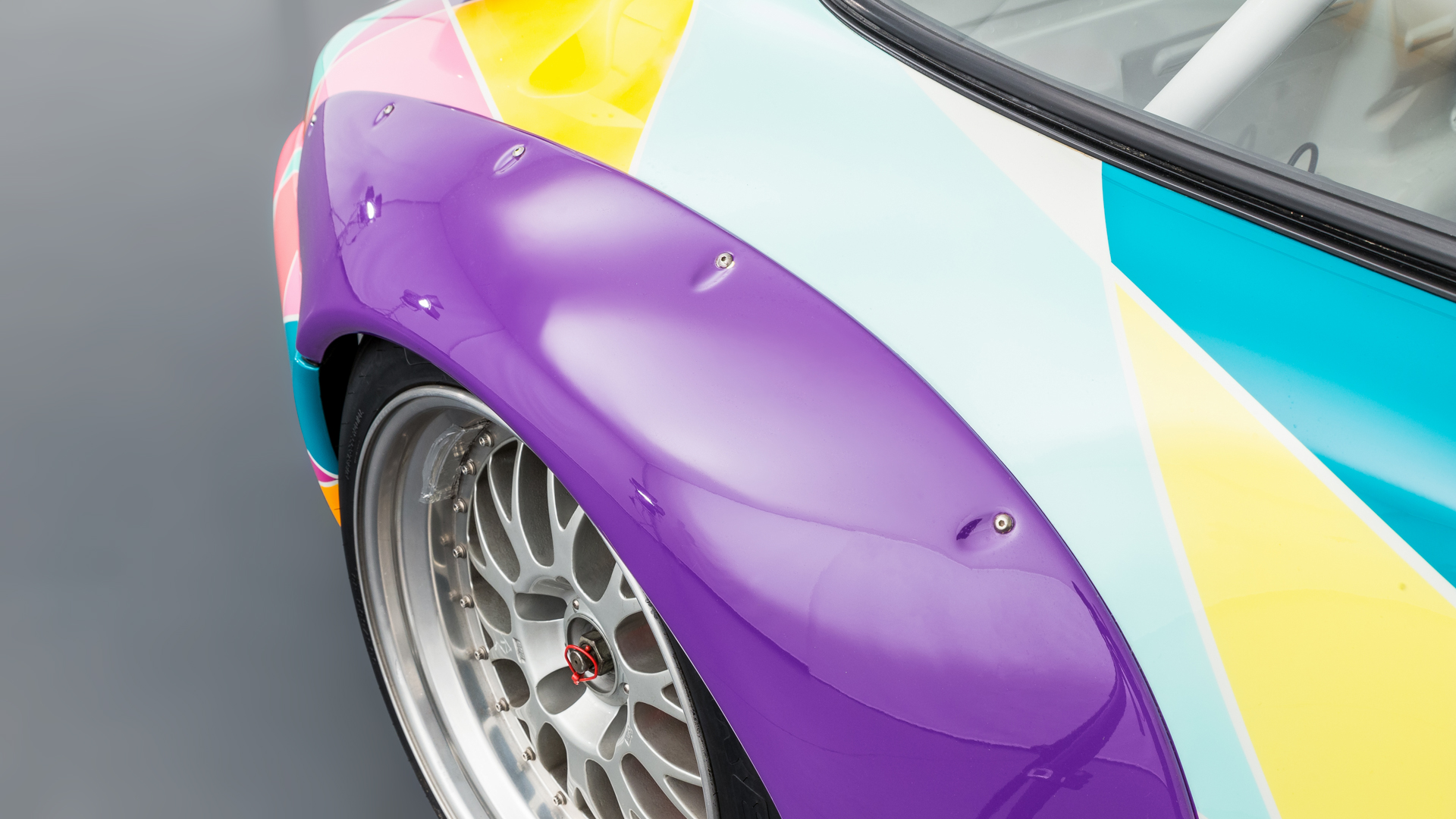 1995 Porsche 911 (993) GT2 EVO "Harlekin", 22/23