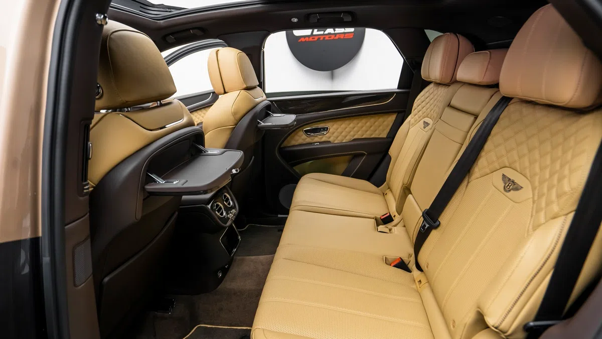 2021 Bentley Bentayga interior, seats