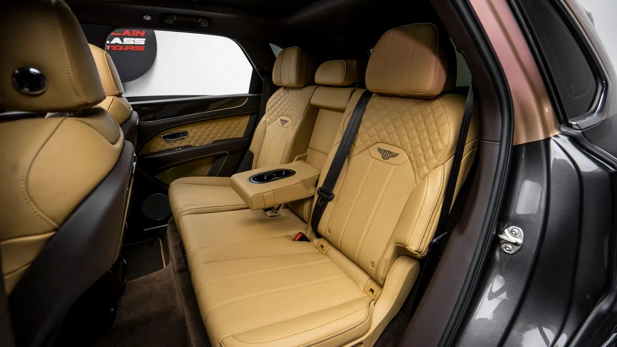 2021 Bentley Bentayga interior, seats