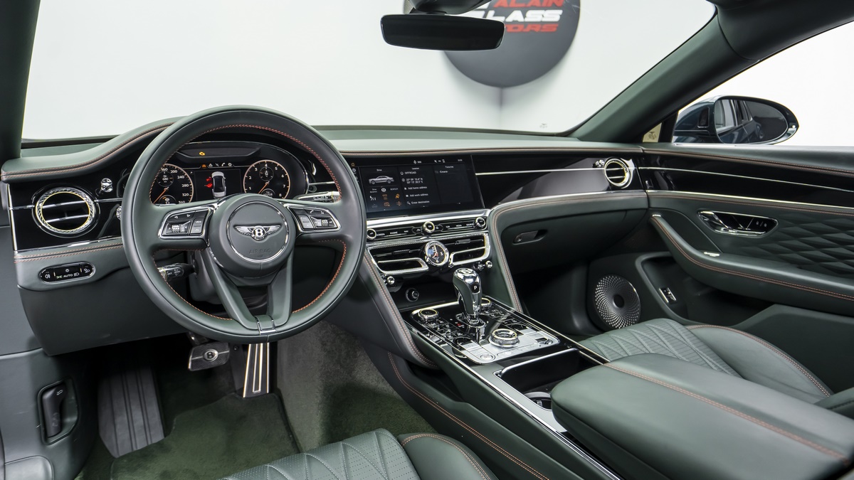 2021 Bentley Flying Spur, 4/17