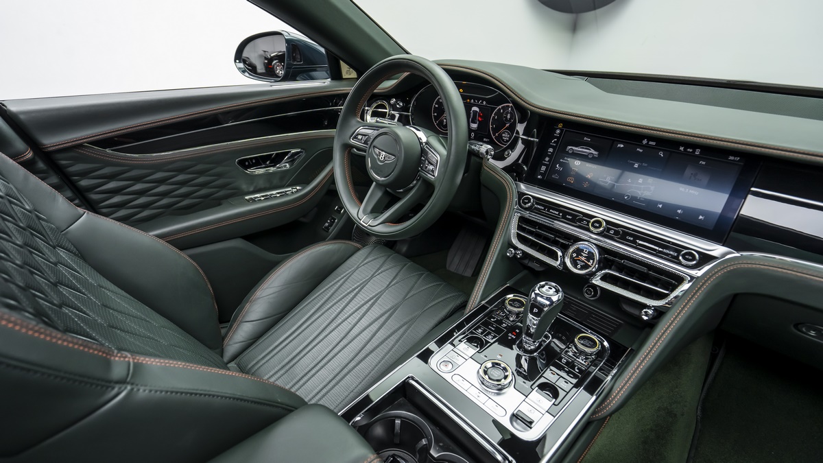 2021 Bentley Flying Spur, 8/17