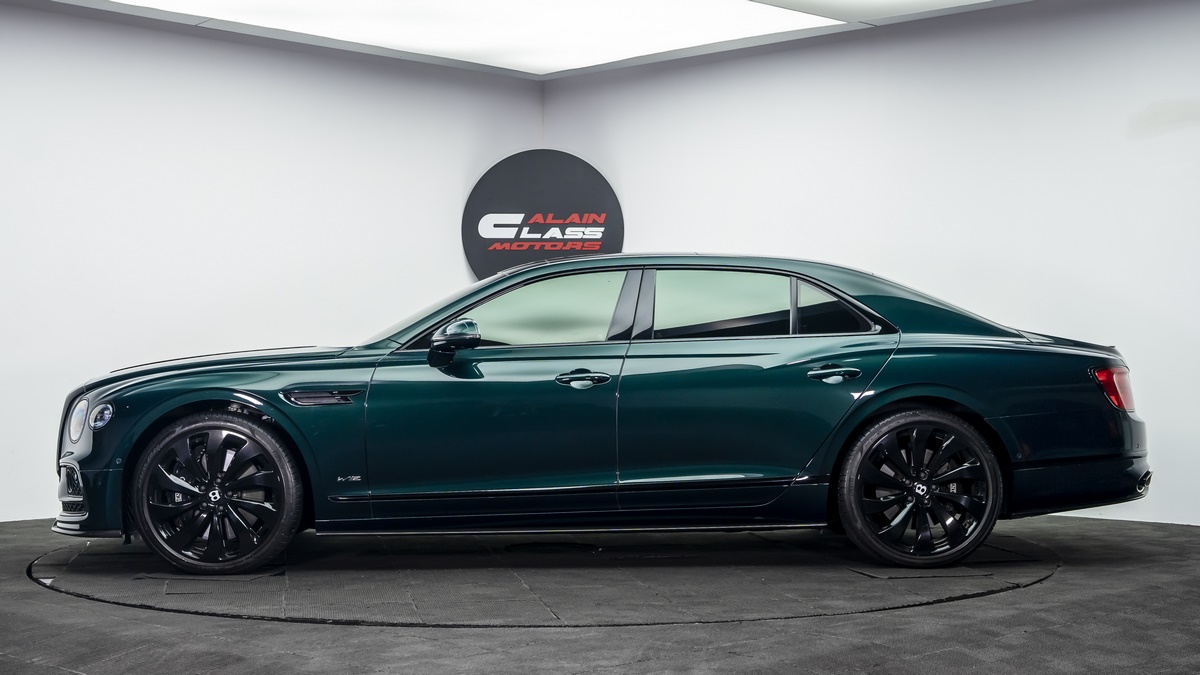 2021 Bentley Flying Spur, 12/17