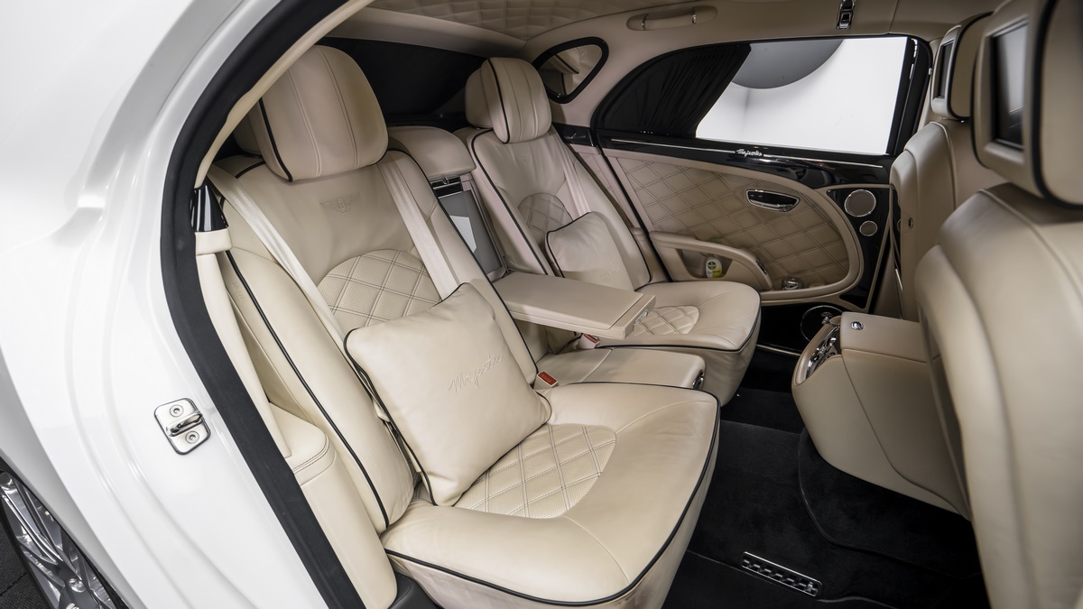 2015 Bentley Mulsanne Majestic 1 of 5, 19/21