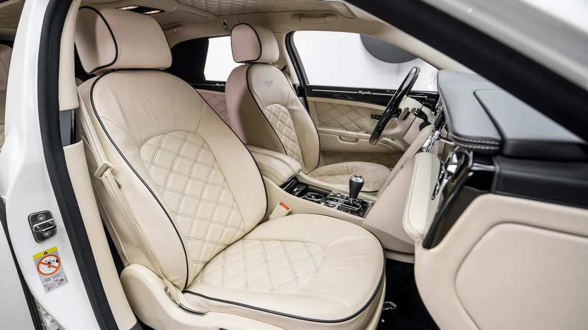 2015 Bentley Mulsanne Majestic 1 of 5 interior, seats