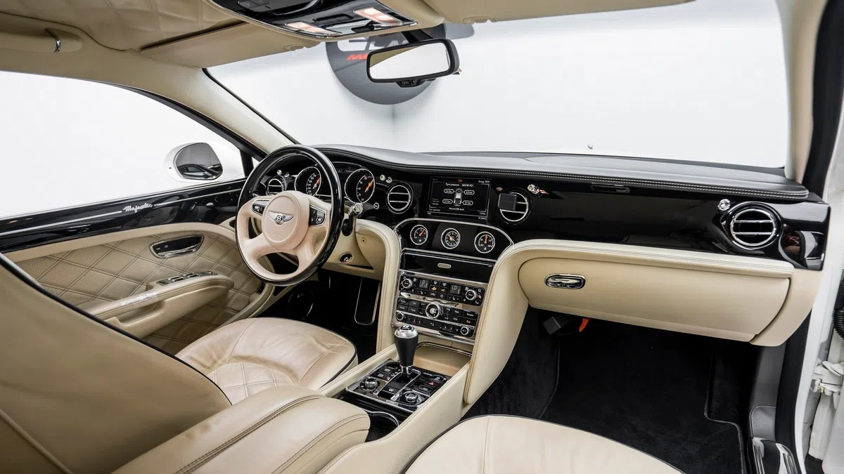 2015 Bentley Mulsanne Majestic 1 of 5 interior, dashboard