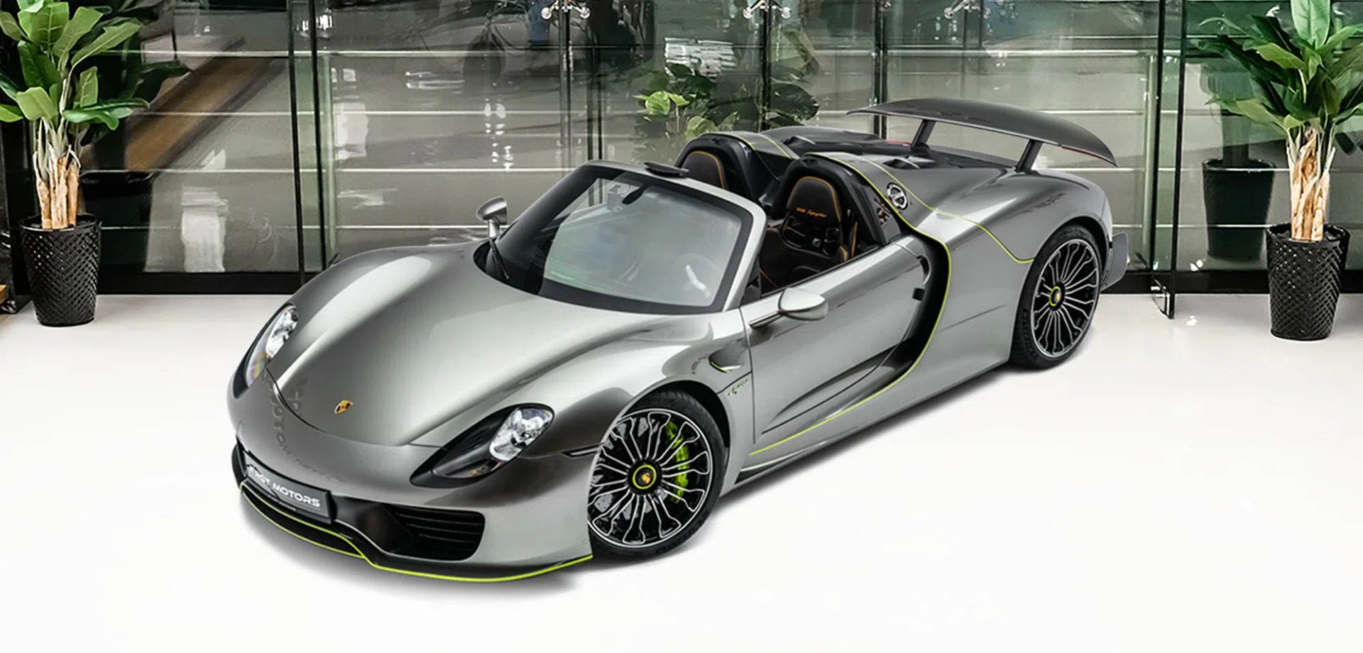 2015 Porsche 918 Spyder Pack Weissach for sale, exterior