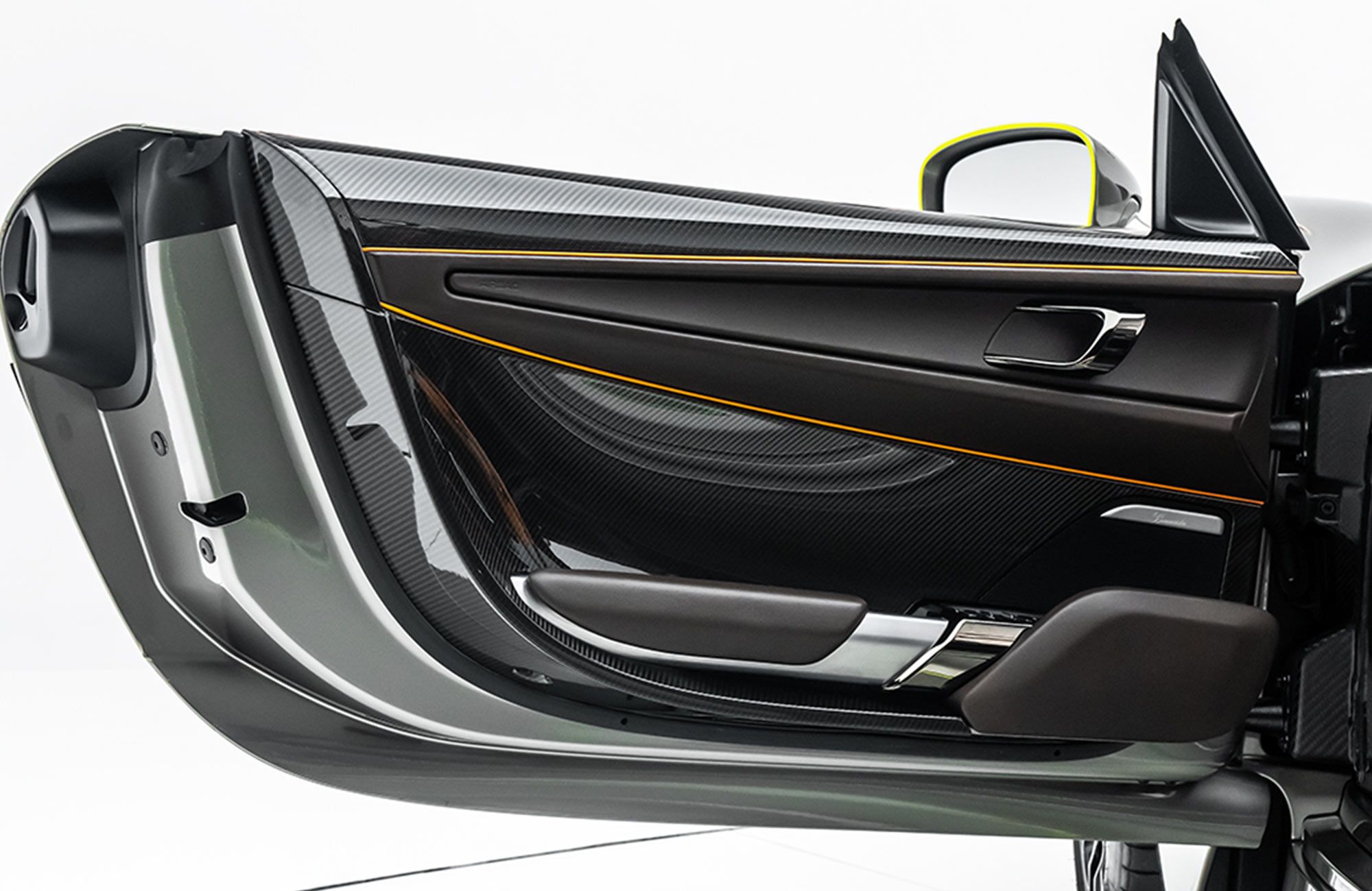 2015 Porsche 918 Spyder Pack Weissach, 24/25