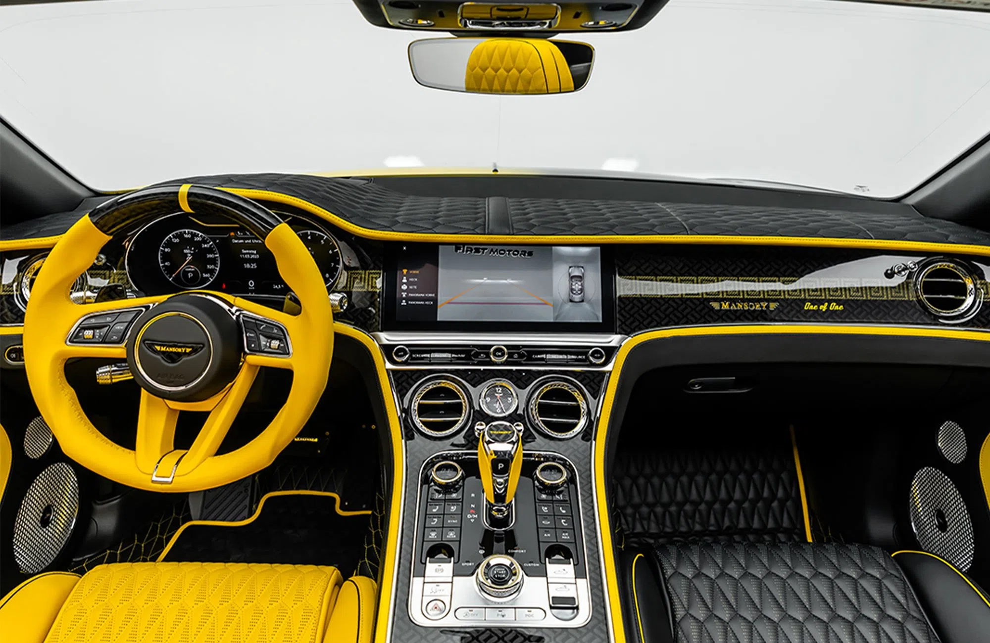 2022 Mansory Continental GTC Vitesse interior, dashboard