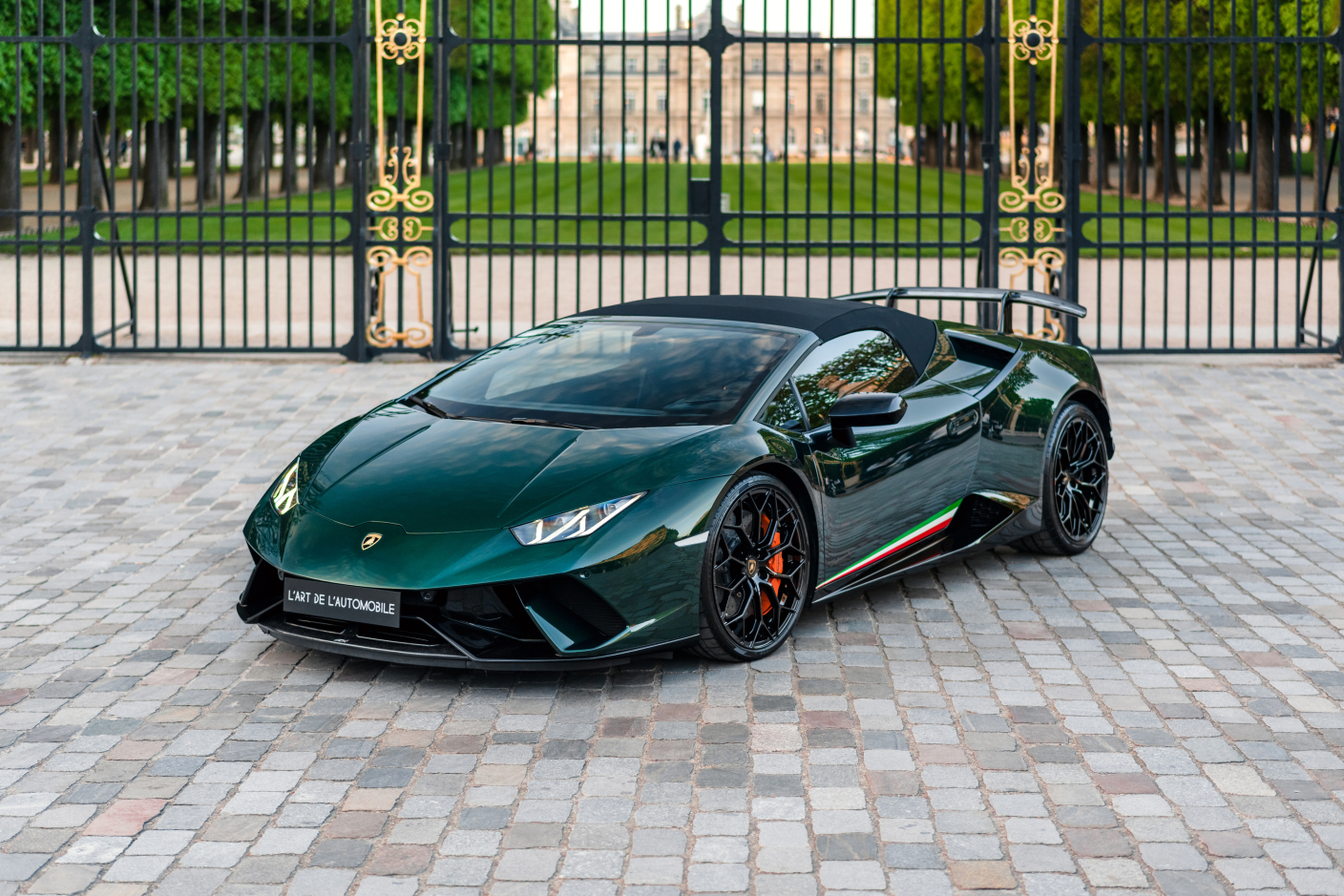 2018 Lamborghini Huracán Performante Spyder, 2/14