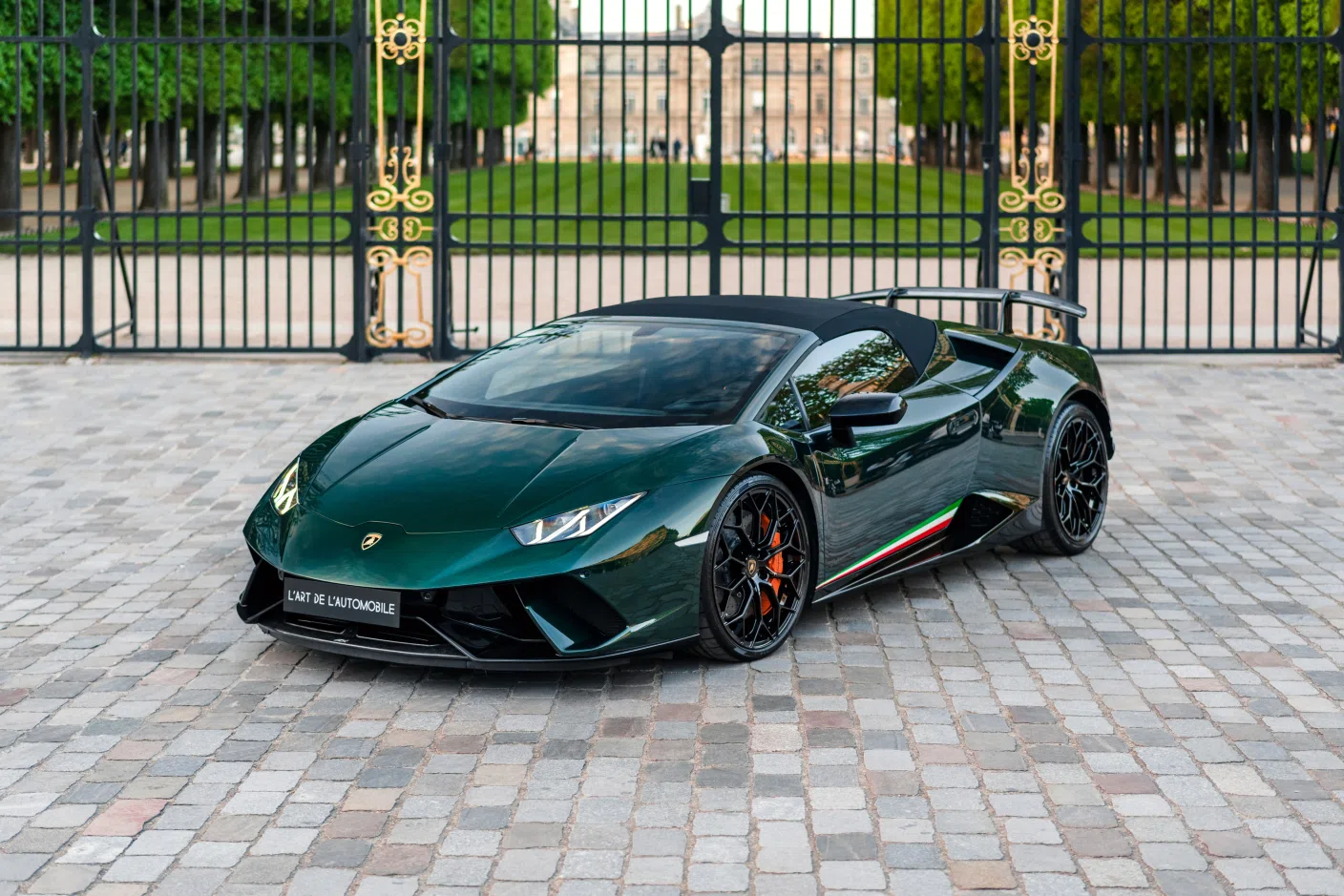 2018 Lamborghini Huracán Performante Spyder for sale, exterior