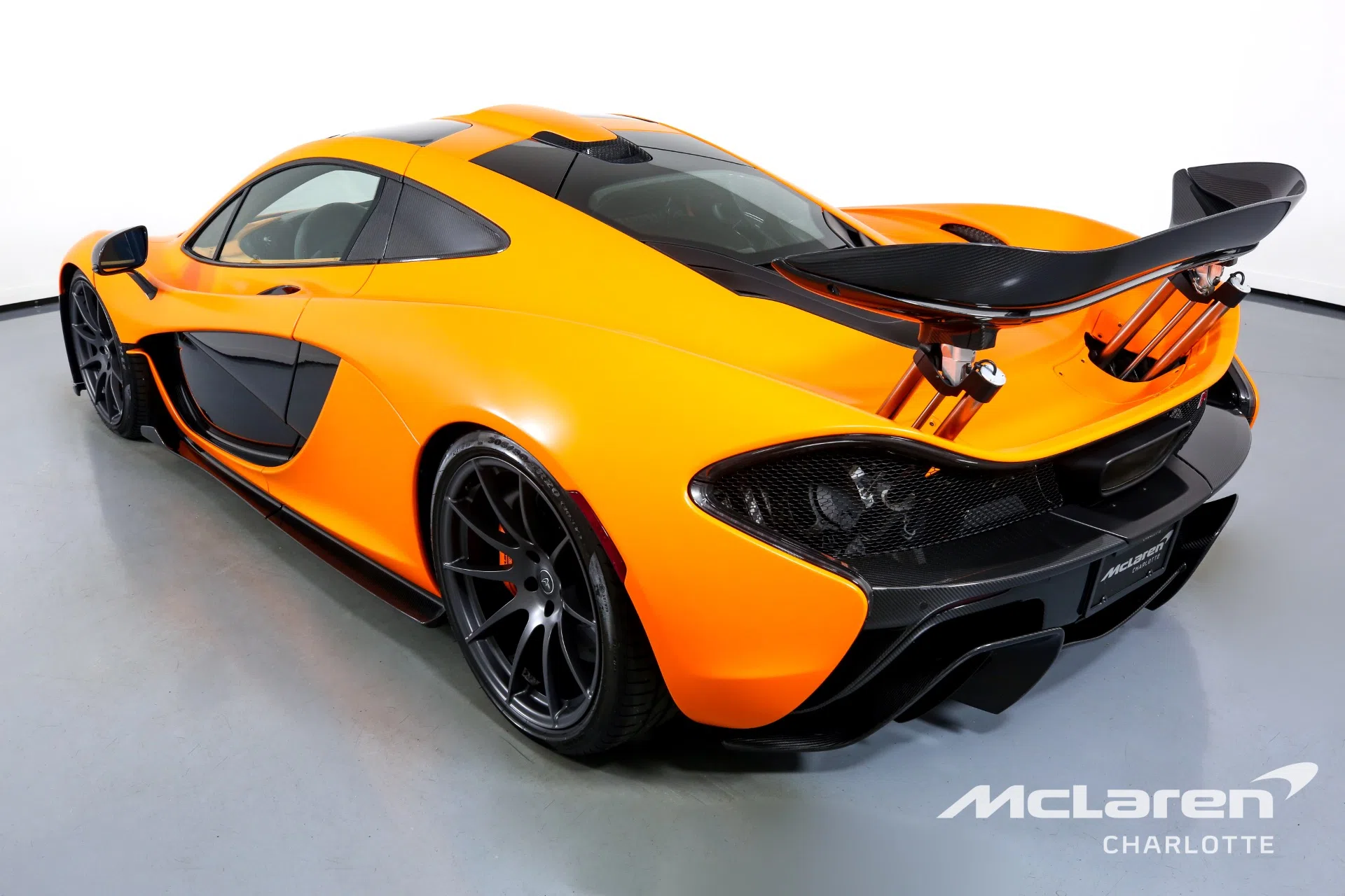 2015 MCLAREN P1 for sale, exterior, MSO Satin McLaren Orange