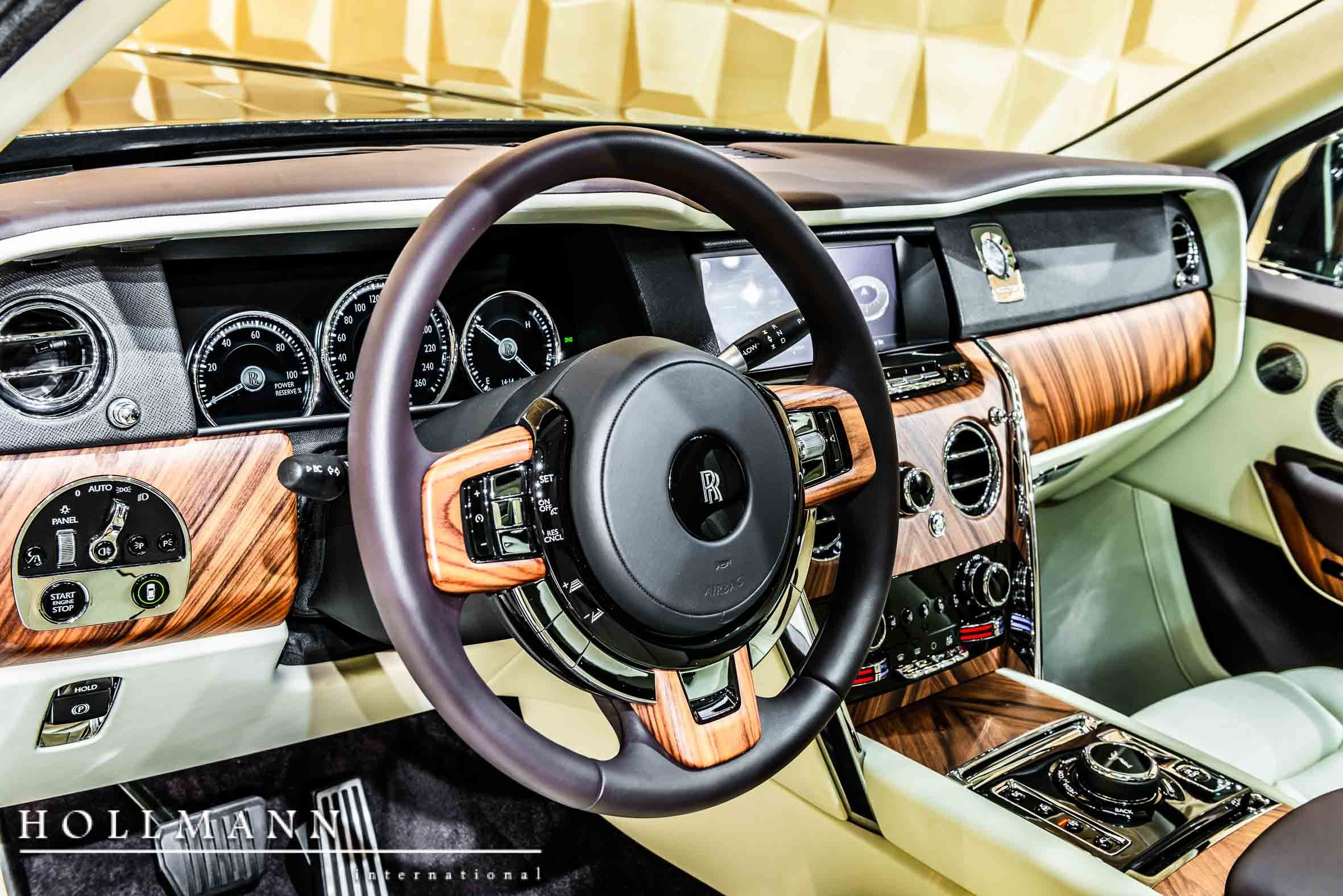 2019 Rolls-Royce Cullinan, 2/20