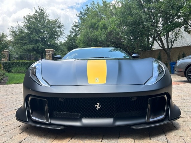 2022 Ferrari 812 Competizione, 2/19