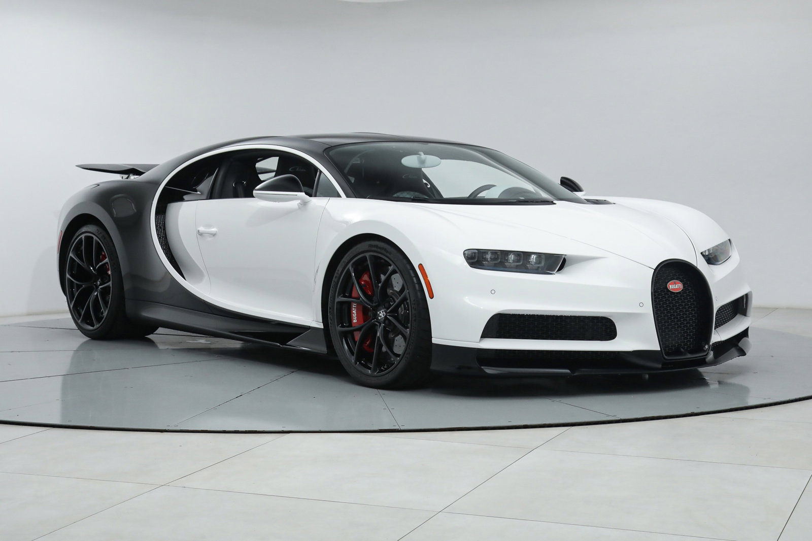 2019 Bugatti Chiron, 8/13