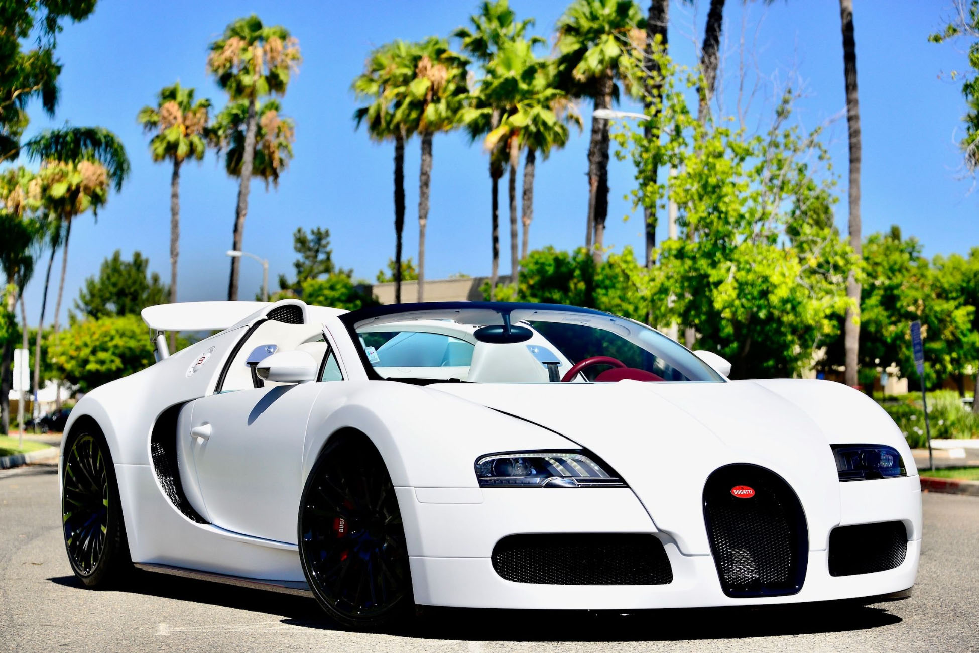 2011 BUGATTI VEYRON GRAND SPORT