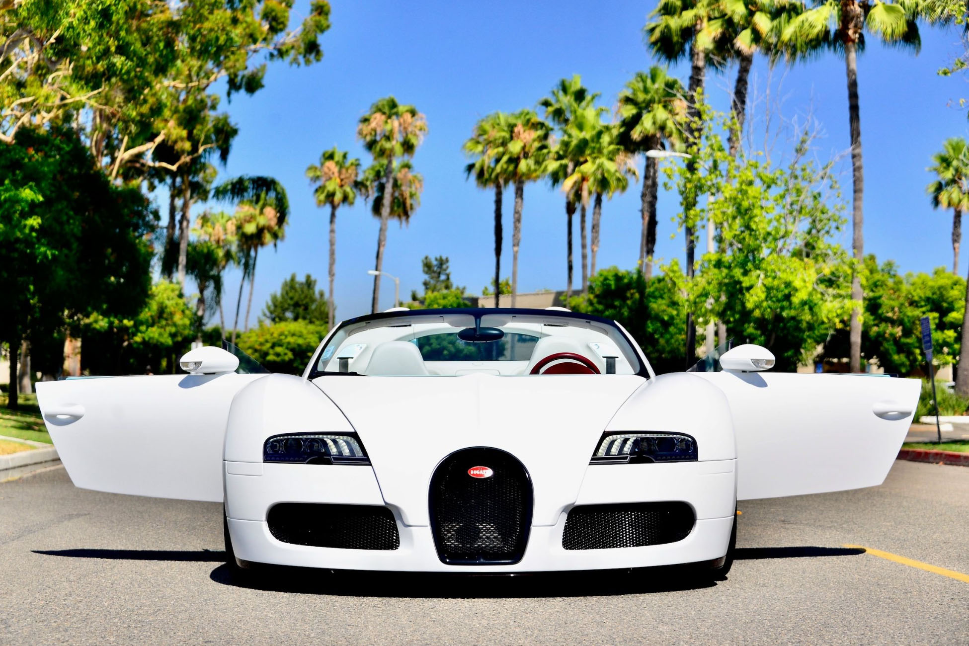 2011 BUGATTI VEYRON GRAND SPORT, 8/20